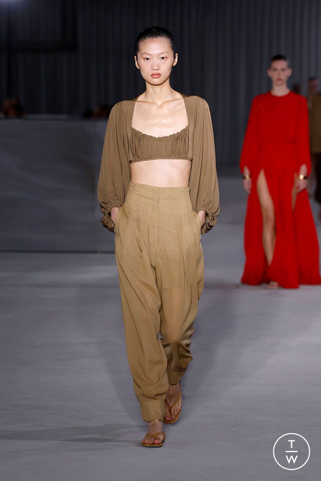 Fashion Week Milan Spring/Summer 2025 look 7 from the Philosophy di Lorenzo Serafini collection womenswear