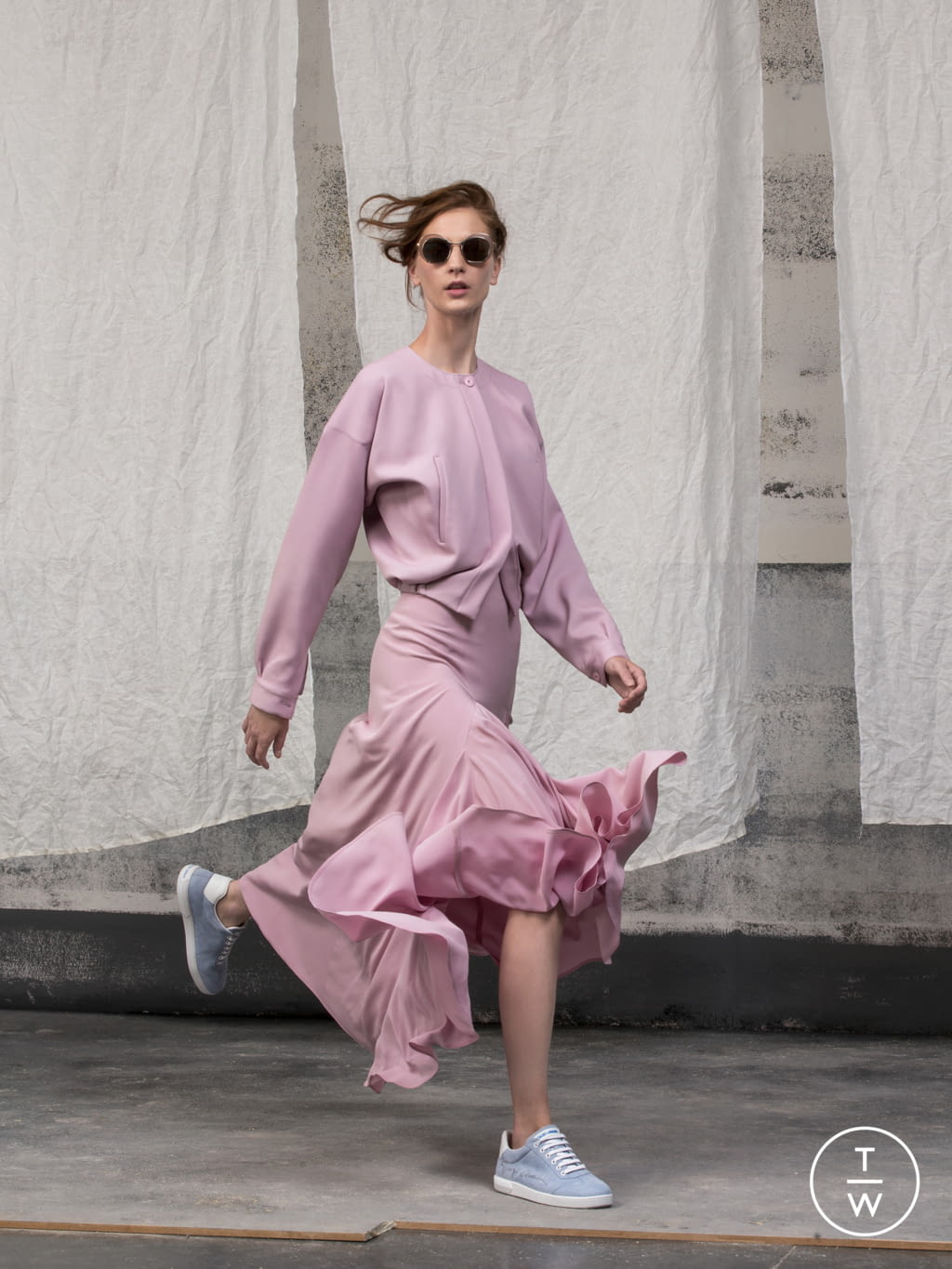 Fashion Week Milan Resort 2019 look 30 from the Giorgio Armani collection womenswear