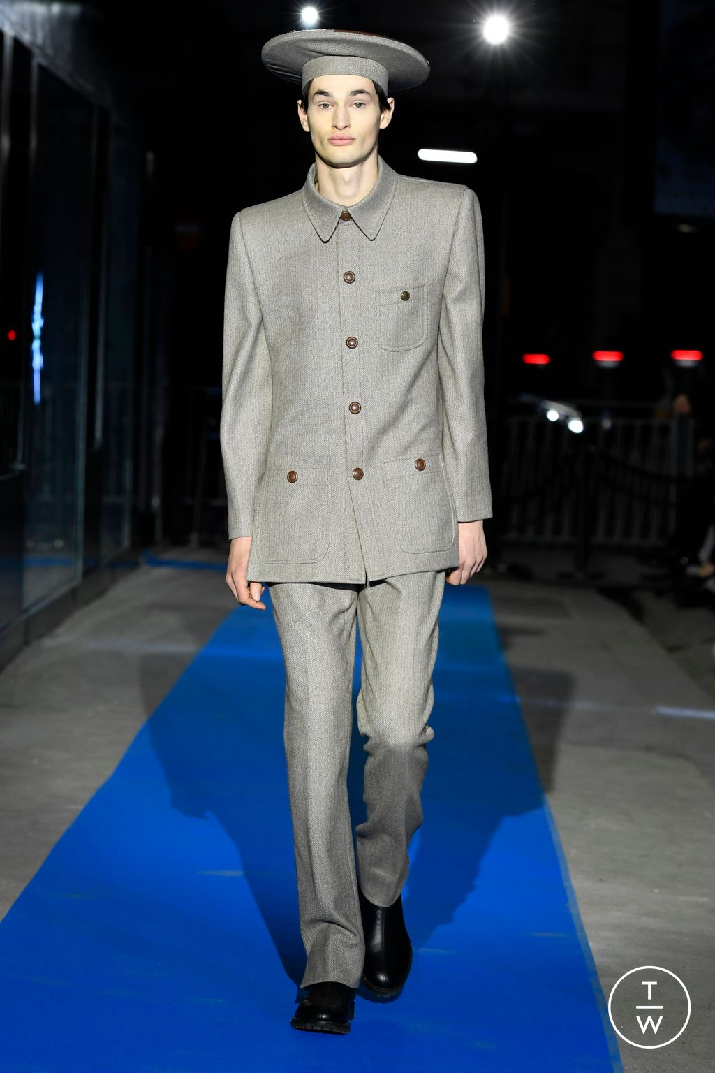 Fashion Week Paris Fall/Winter 2023 look 6 from the Pierre Cardin collection womenswear