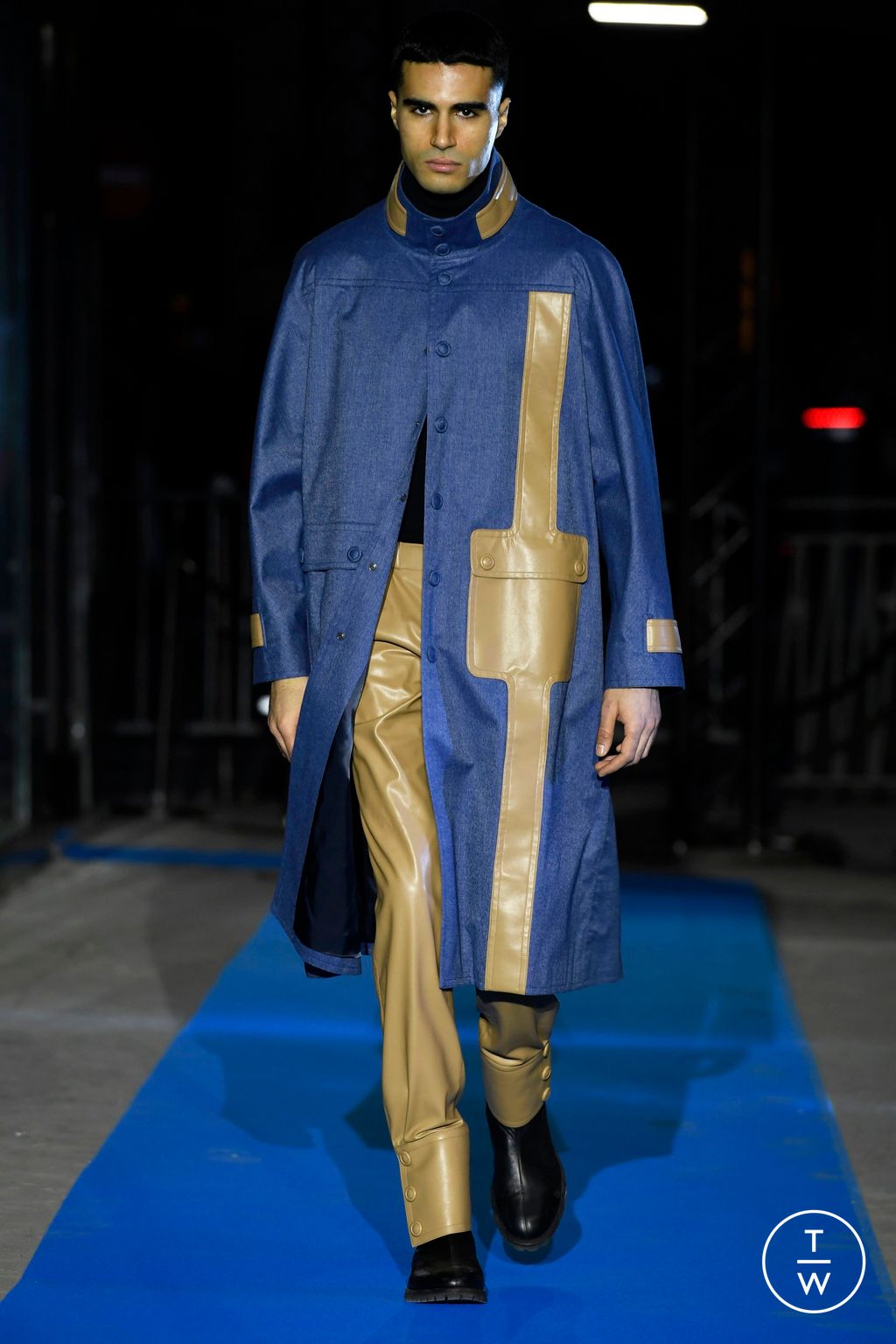 Fashion Week Paris Fall/Winter 2023 look 13 de la collection Pierre Cardin womenswear
