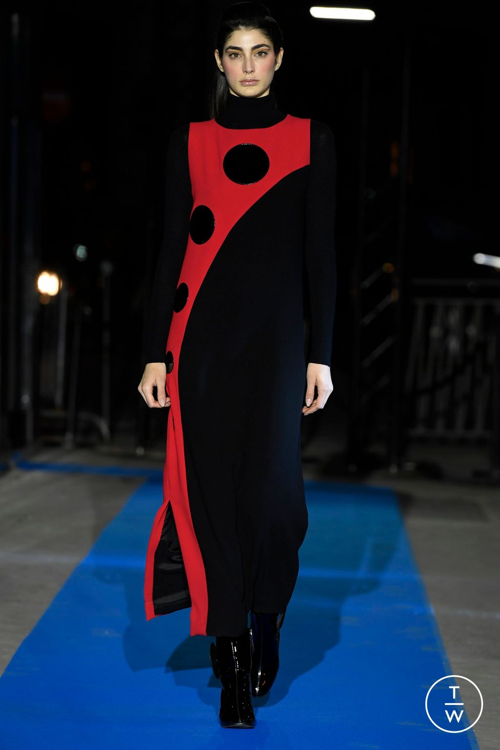 Fashion Week Paris Fall/Winter 2023 look 27 de la collection Pierre Cardin womenswear