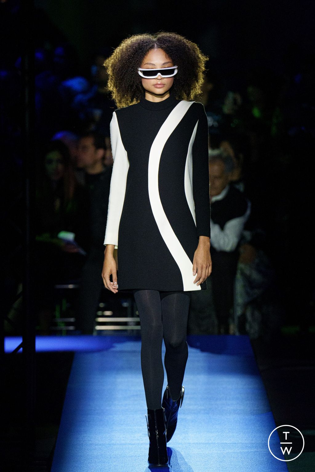 Fashion Week Paris Fall/Winter 2024 look 7 from the Pierre Cardin collection womenswear