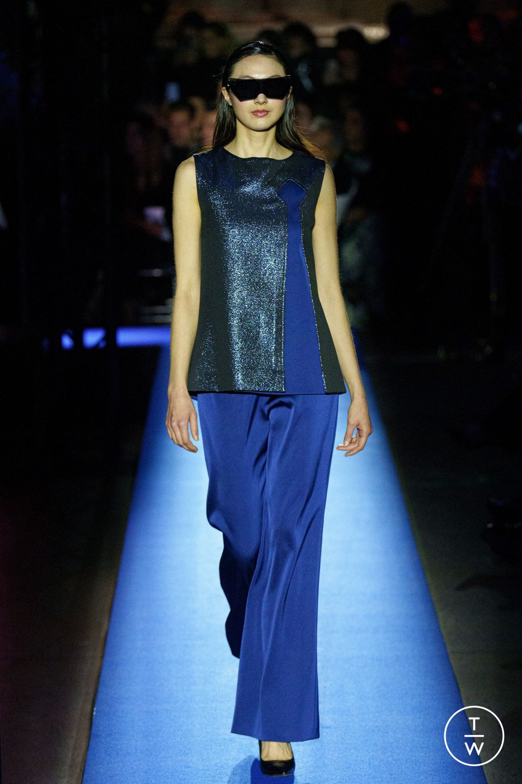 Fashion Week Paris Fall/Winter 2024 look 20 from the Pierre Cardin collection womenswear