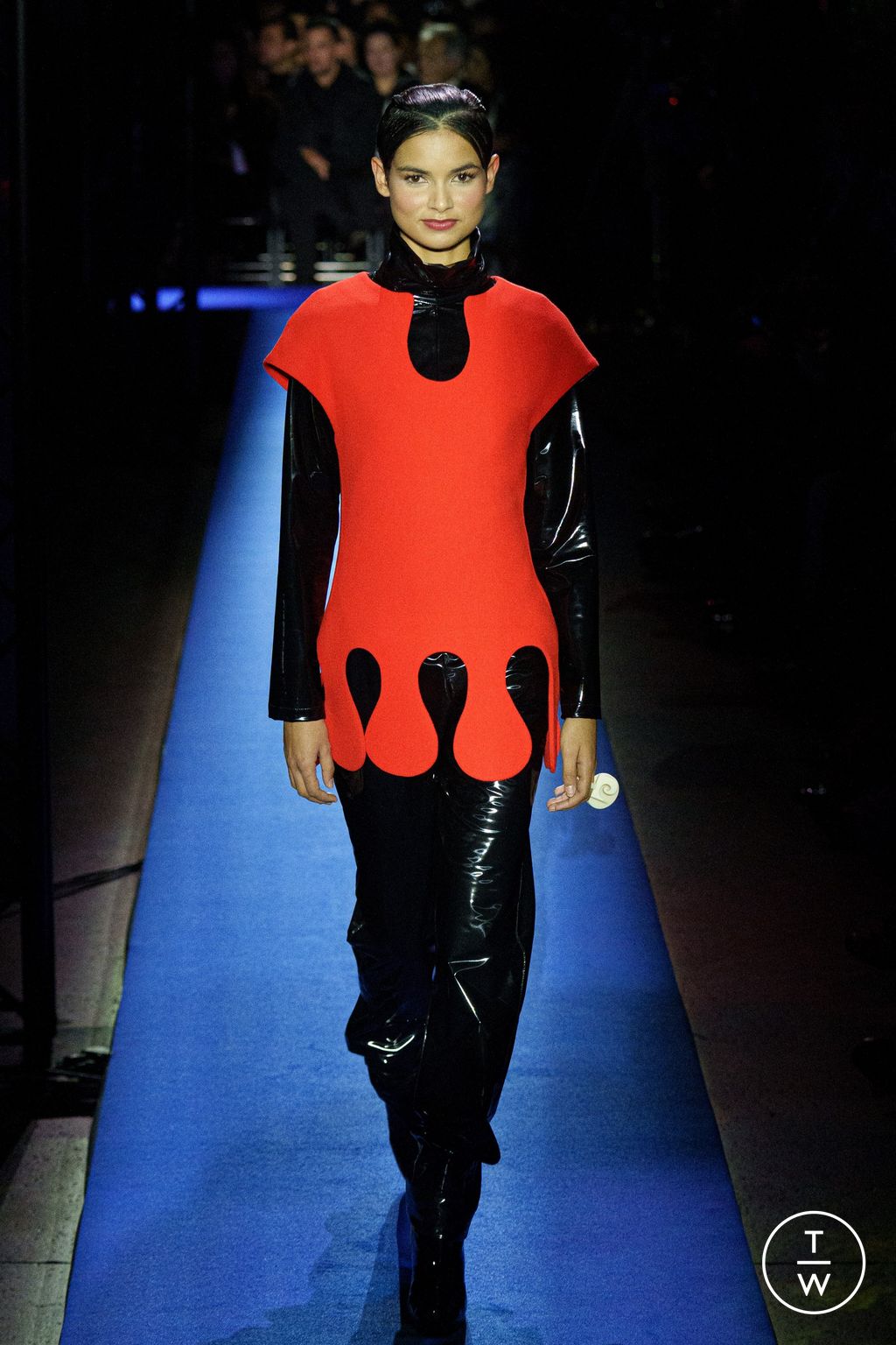 Fashion Week Paris Fall/Winter 2024 look 26 de la collection Pierre Cardin womenswear