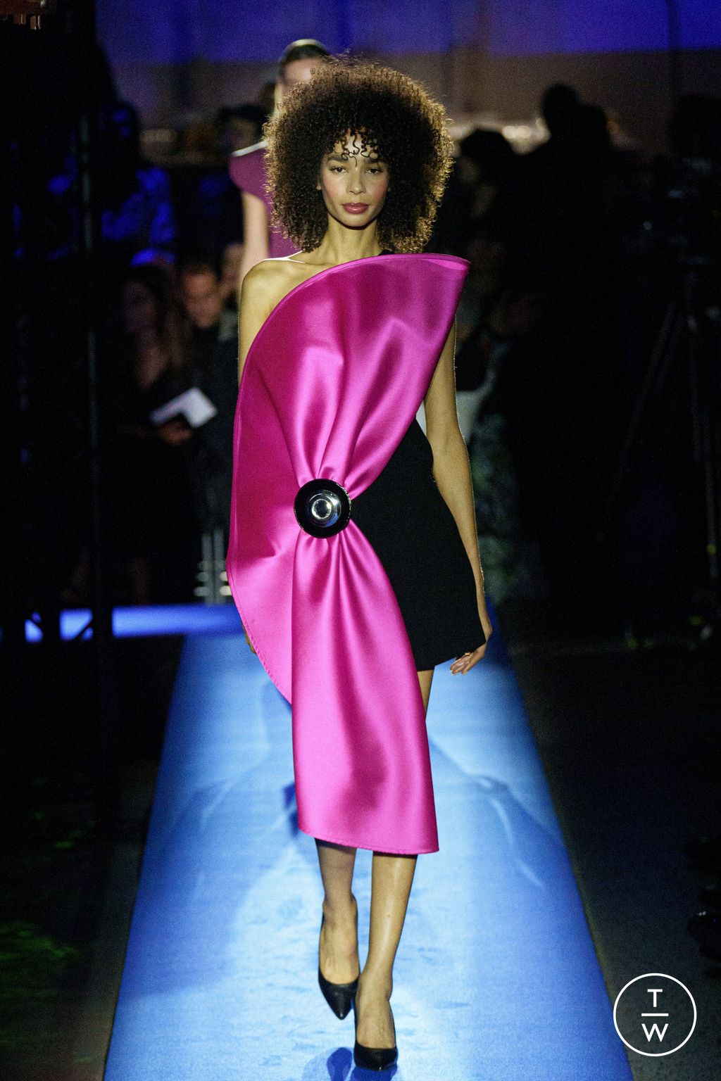 Fashion Week Paris Fall/Winter 2024 look 50 from the Pierre Cardin collection womenswear