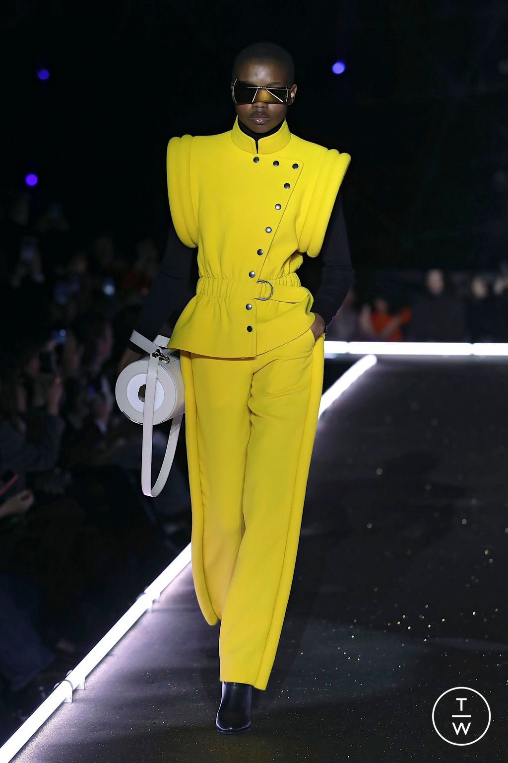 Fashion Week Paris Fall/Winter 2025 look 31 from the Pierre Cardin collection womenswear