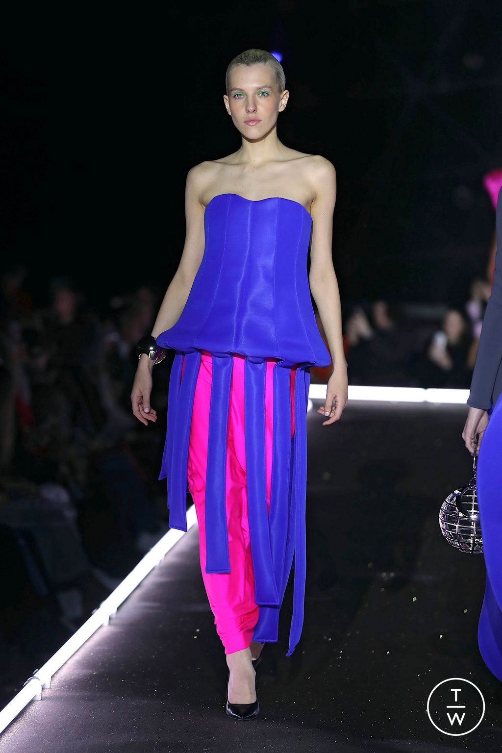 Fashion Week Paris Fall/Winter 2025 look 46 from the Pierre Cardin collection womenswear