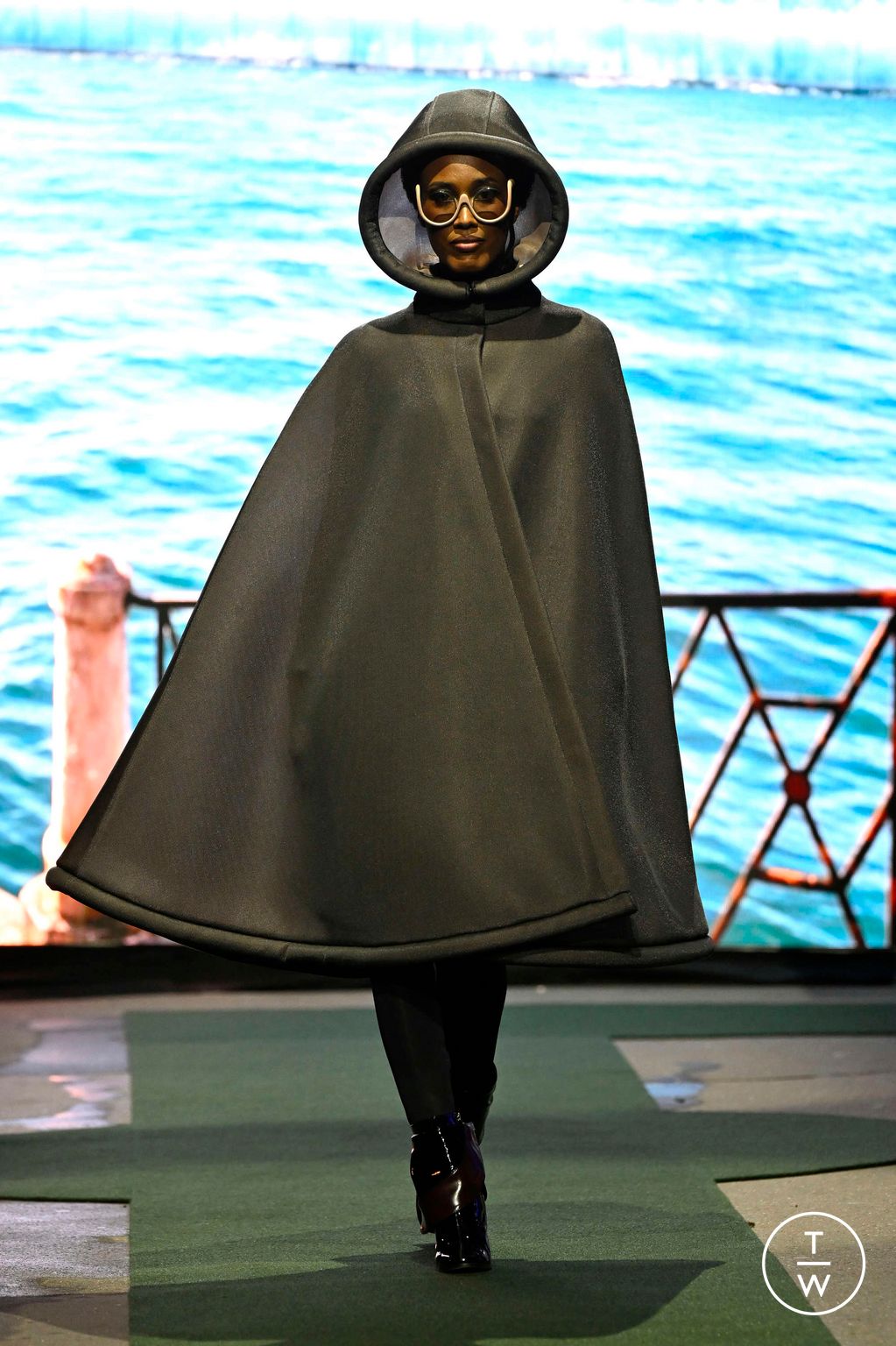 Fashion Week Paris Fall/Winter 2026 look 18 from the Pierre Cardin collection womenswear
