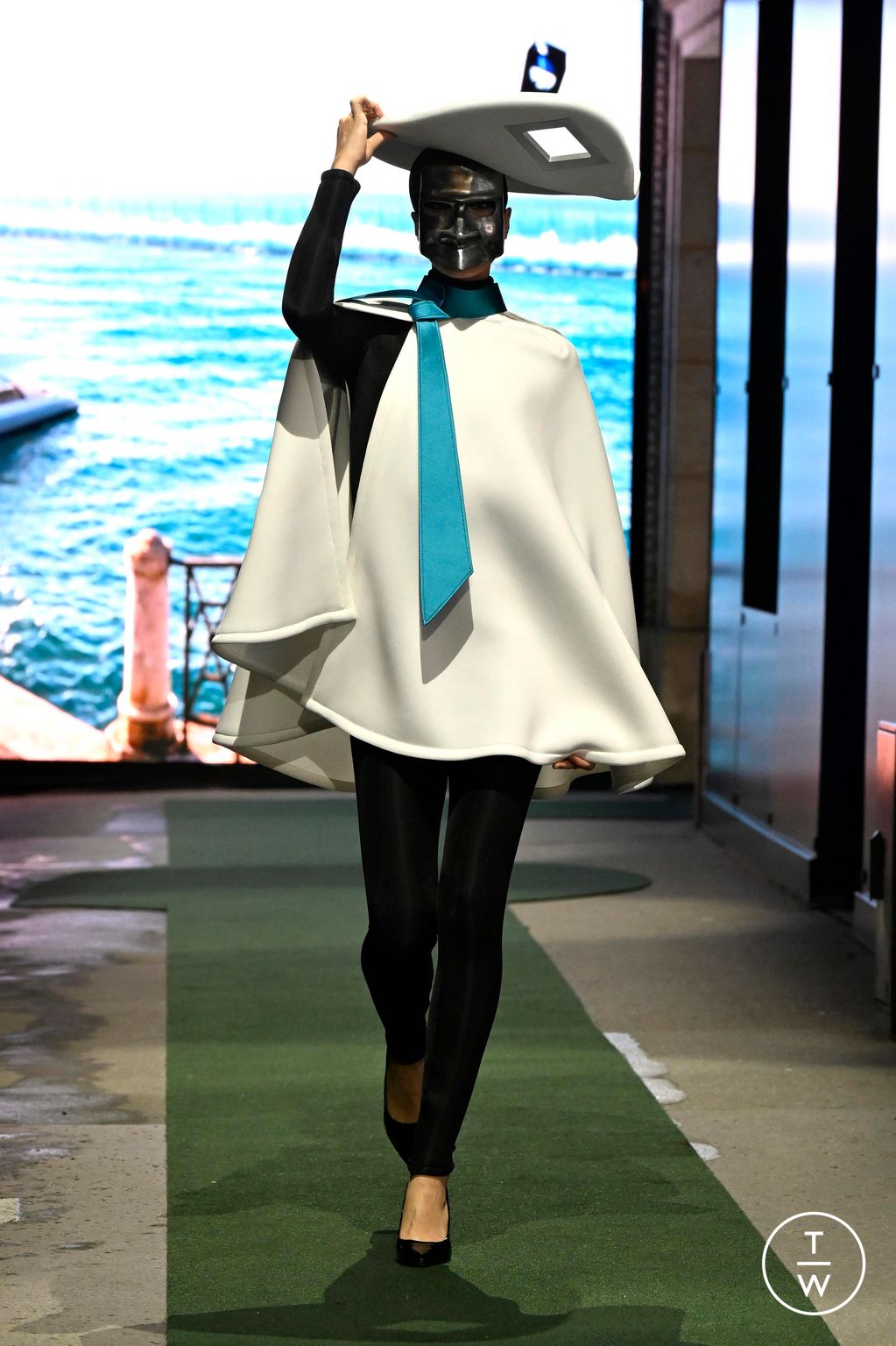 Fashion Week Paris Fall/Winter 2026 look 35 from the Pierre Cardin collection womenswear