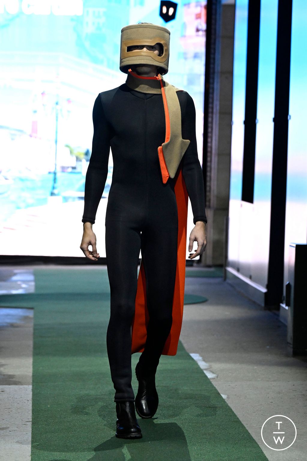 Fashion Week Paris Fall/Winter 2026 look 57 from the Pierre Cardin collection womenswear