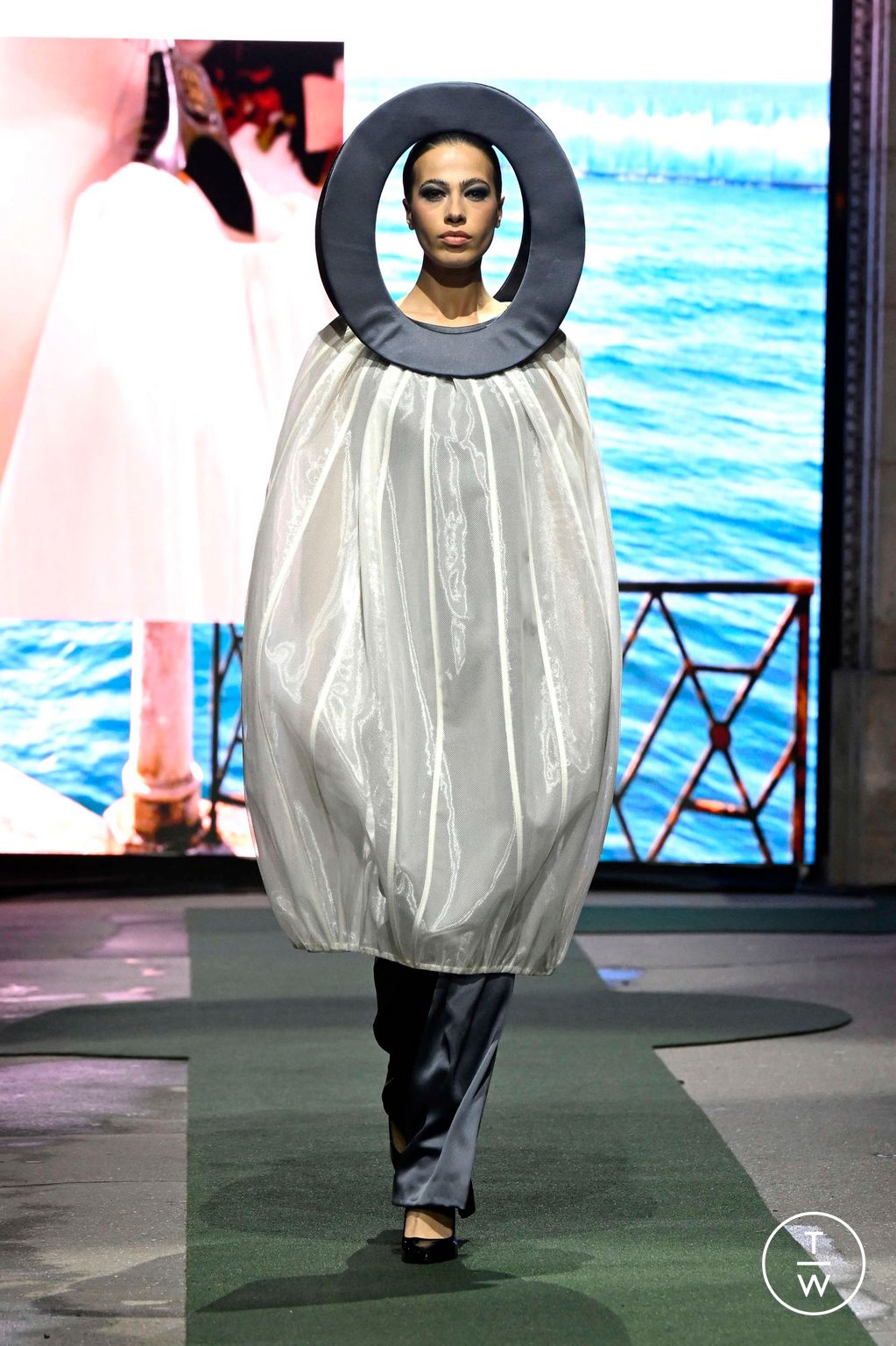 Fashion Week Paris Fall/Winter 2026 look 60 from the Pierre Cardin collection womenswear