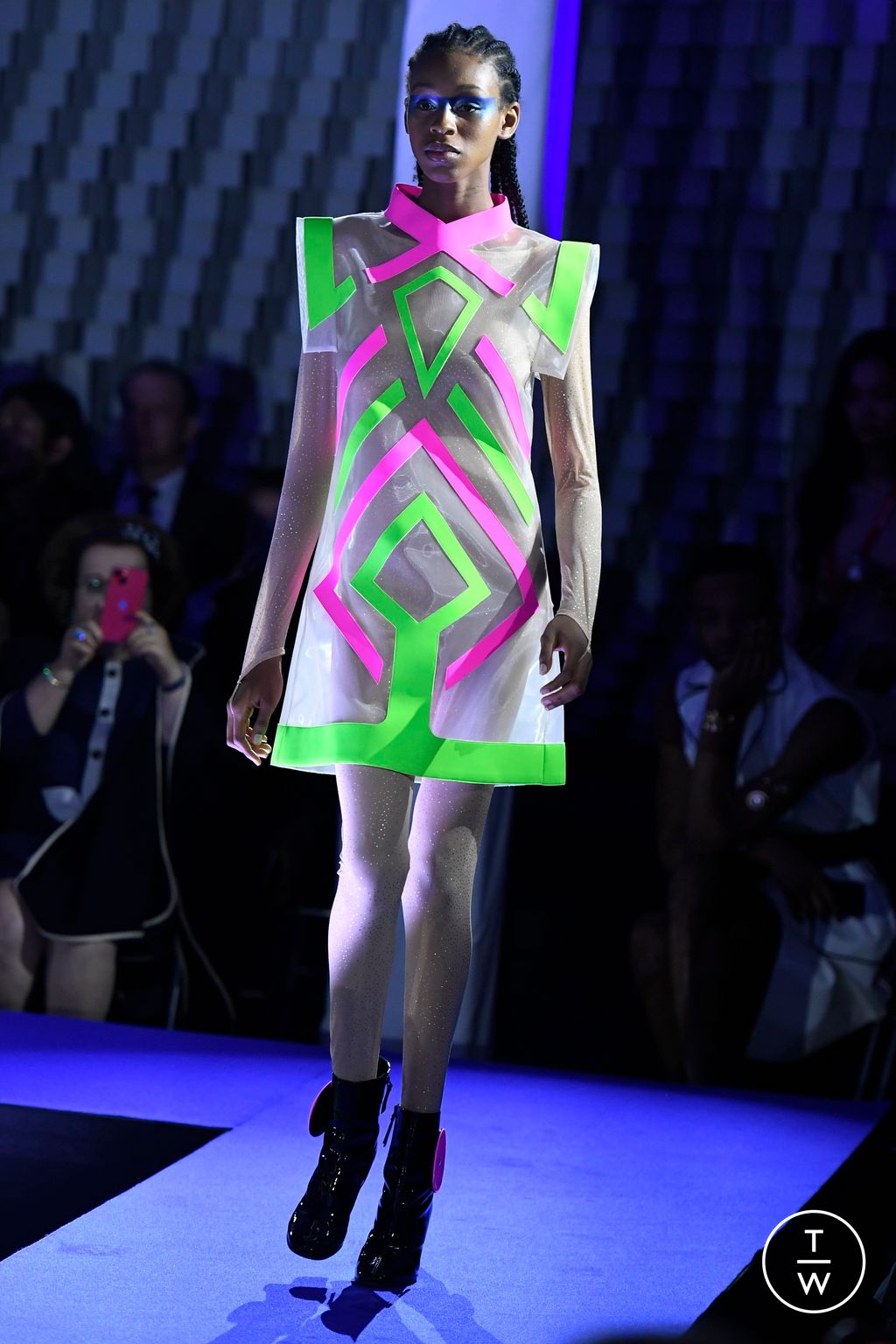 Fashion Week Paris Spring/Summer 2024 look 7 de la collection Pierre Cardin womenswear