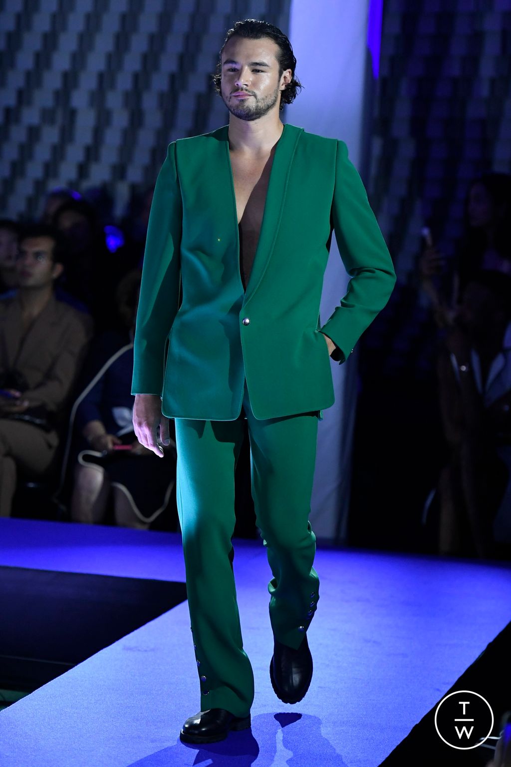 Fashion Week Paris Spring/Summer 2024 look 19 from the Pierre Cardin collection womenswear