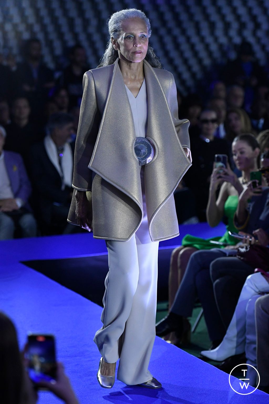 Fashion Week Paris Spring/Summer 2024 look 28 from the Pierre Cardin collection 女装