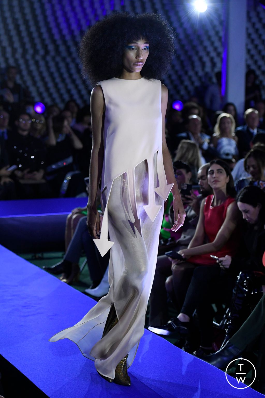 Fashion Week Paris Spring/Summer 2024 look 30 from the Pierre Cardin collection womenswear