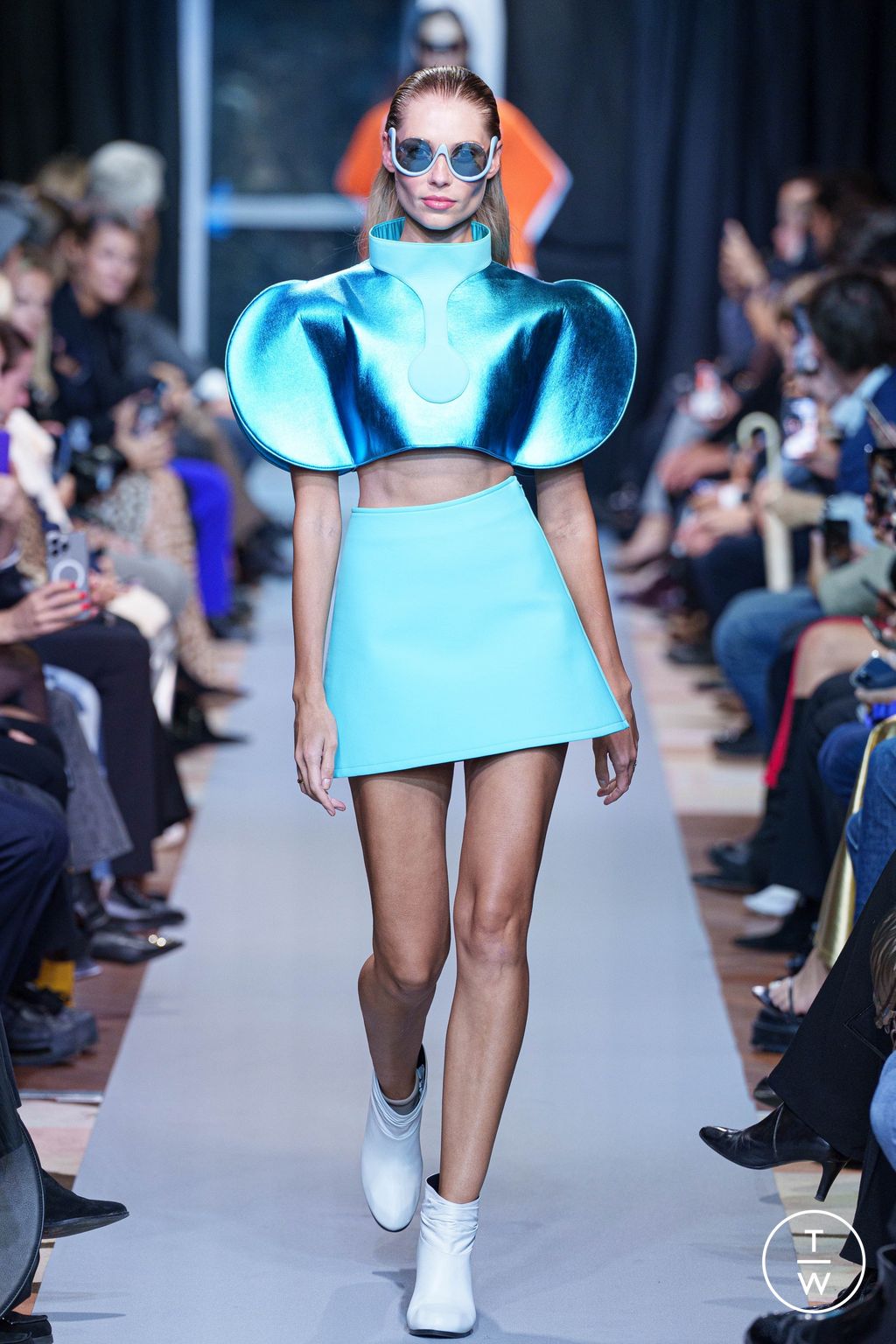 Fashion Week Paris Spring/Summer 2025 look 2 from the Pierre Cardin collection womenswear