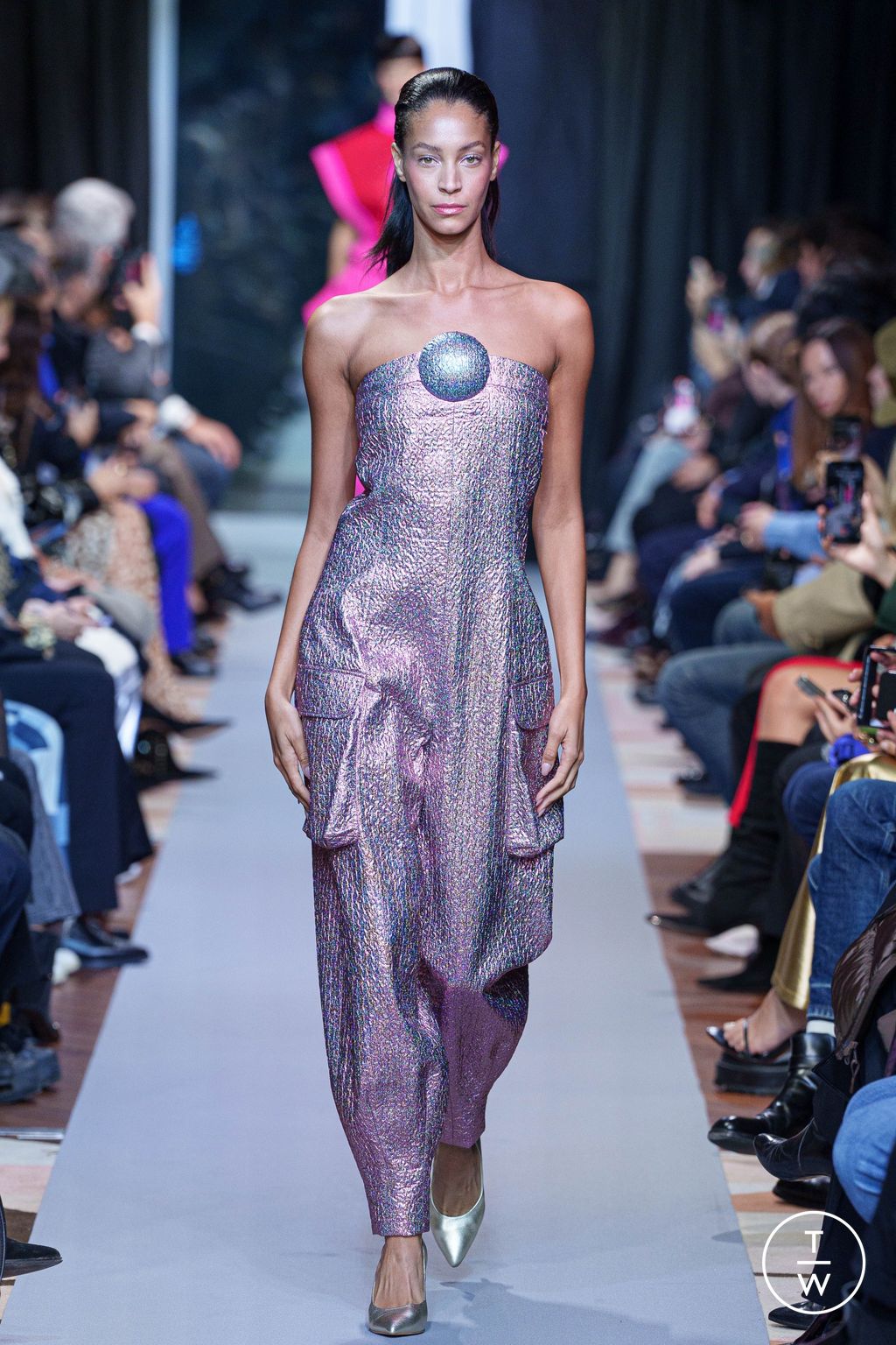 Fashion Week Paris Spring/Summer 2025 look 4 from the Pierre Cardin collection womenswear