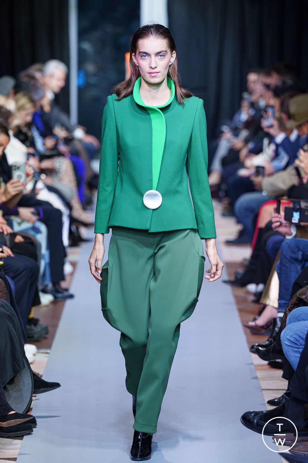 Fashion Week Paris Spring/Summer 2025 look 33 from the Pierre Cardin collection womenswear