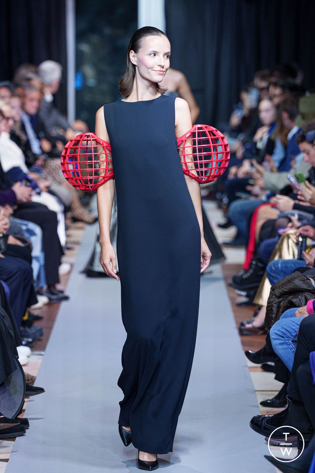 Fashion Week Paris Spring/Summer 2025 look 54 from the Pierre Cardin collection womenswear