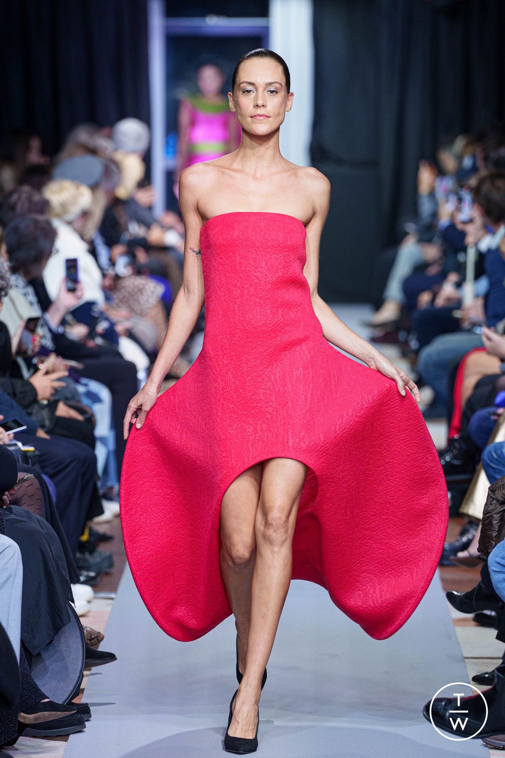 Fashion Week Paris Spring/Summer 2025 look 56 de la collection Pierre Cardin womenswear