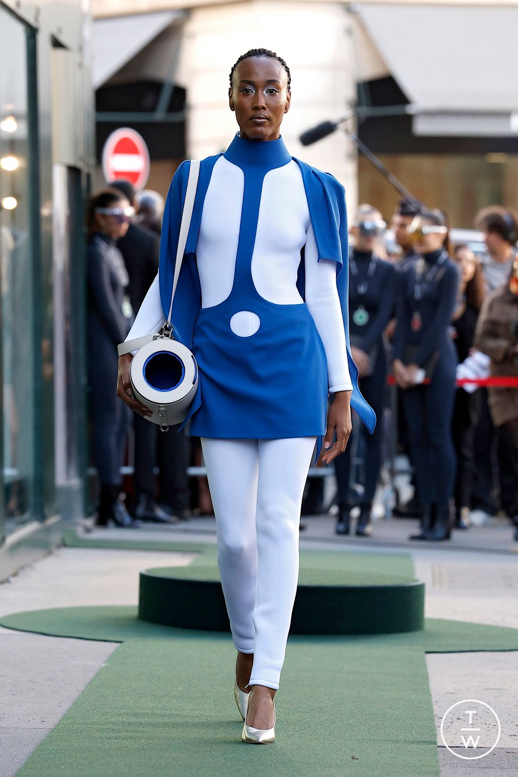 Fashion Week Paris Spring/Summer 2026 look 44 from the Pierre Cardin collection womenswear