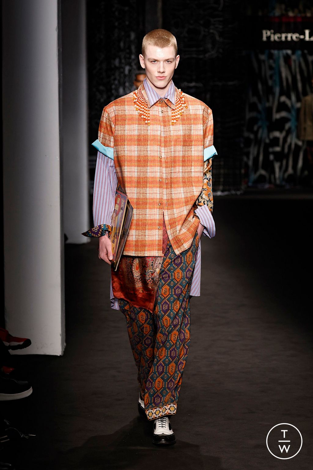 Fashion Week Milan Fall/Winter 2025 look 4 from the Pierre Louis Mascia collection menswear