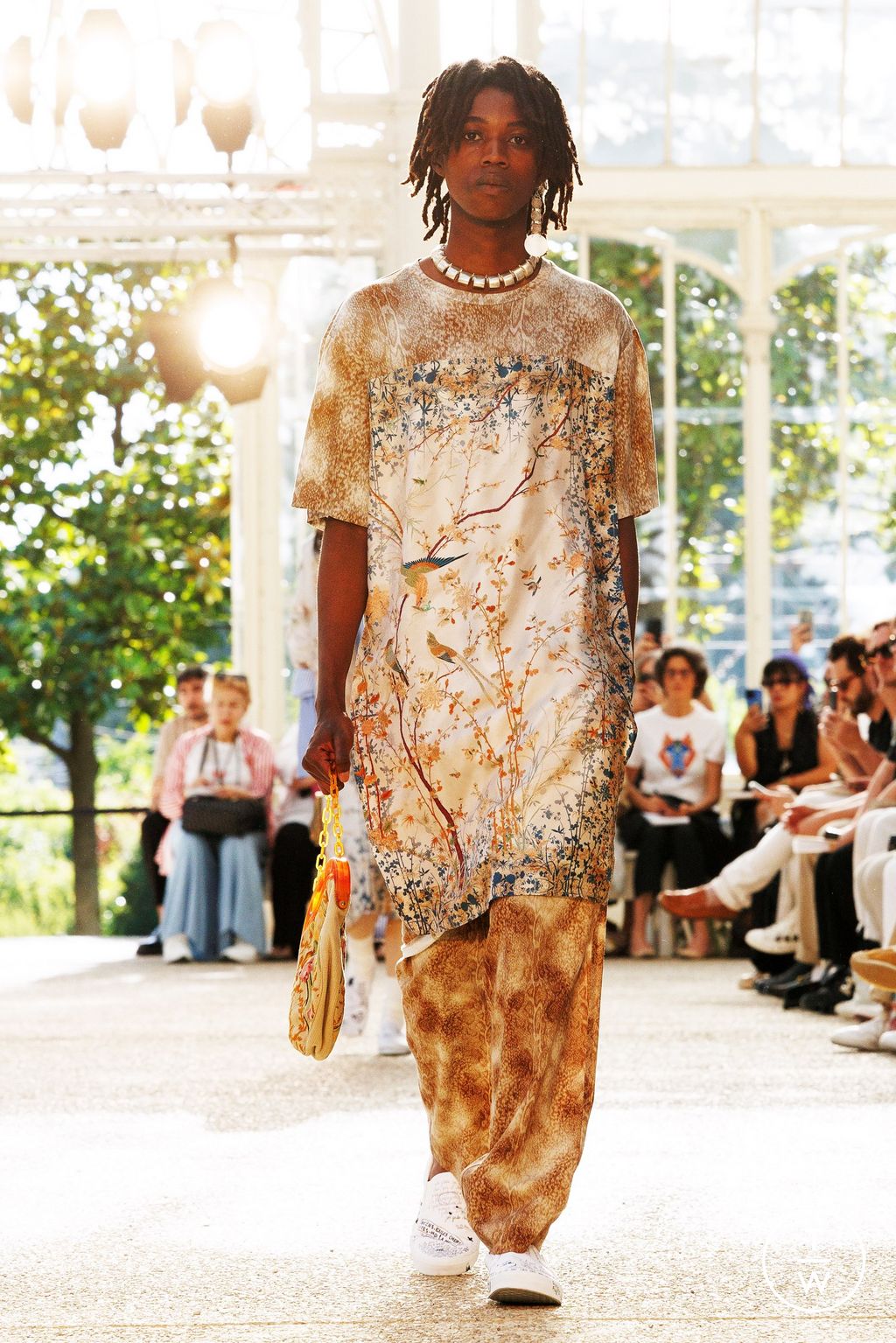 Fashion Week Florence - Pitti Spring-Summer 2025 look 8 de la collection Pierre Louis Mascia menswear