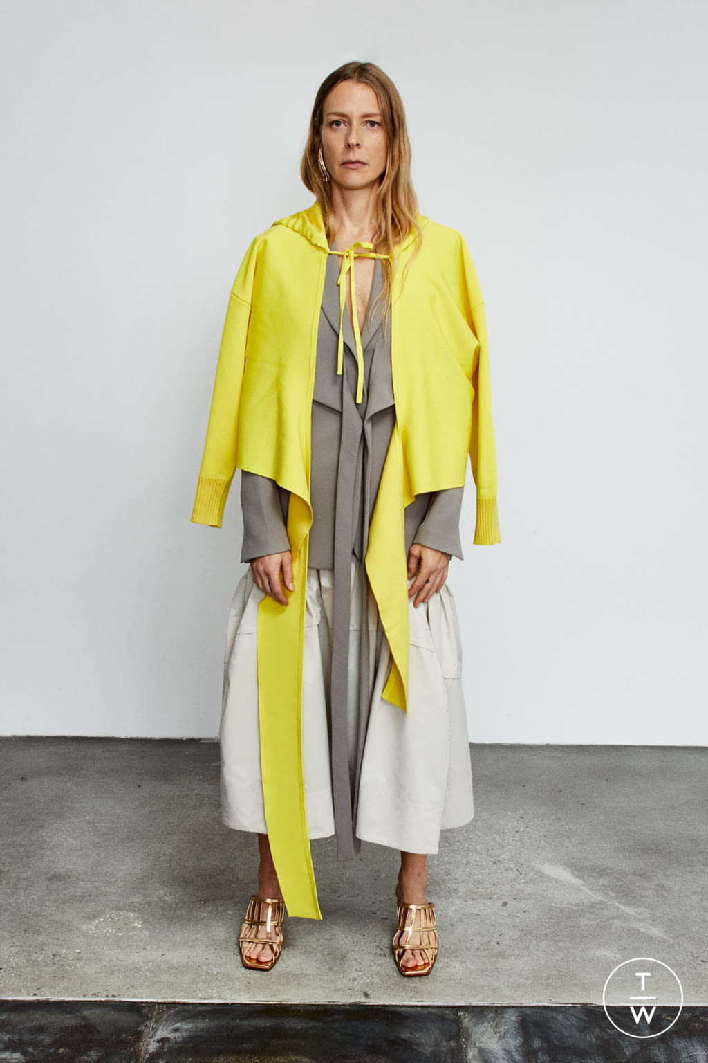 Fashion Week New York Pre-Fall 2020 look 5 from the 3.1 Phillip Lim collection 女装