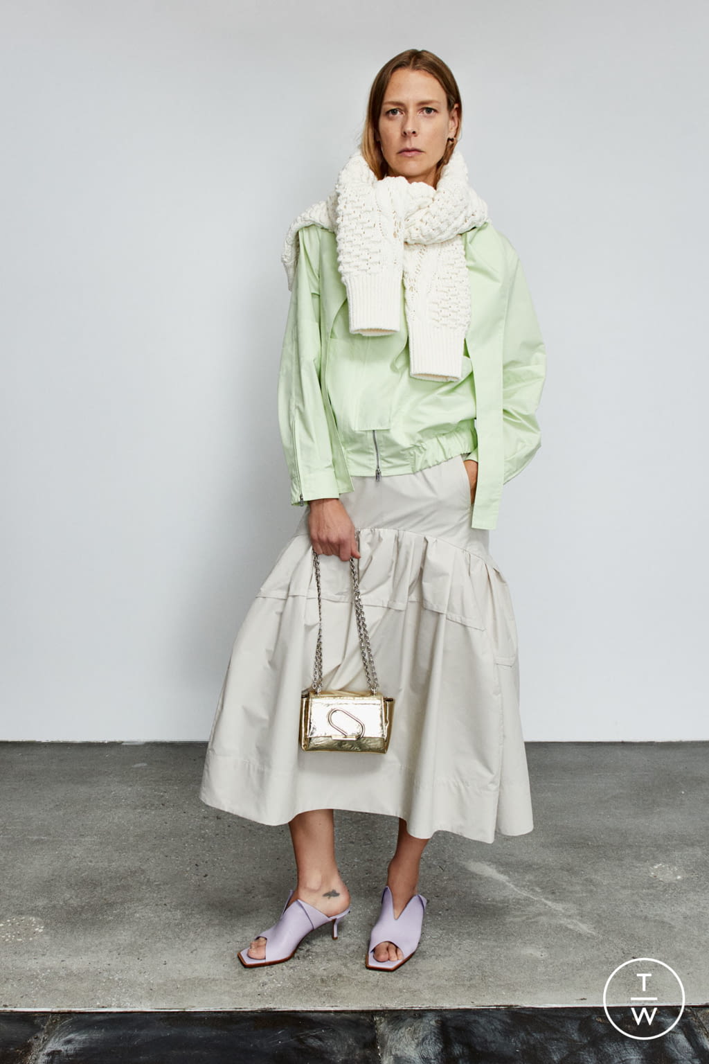 Fashion Week New York Pre-Fall 2020 look 22 from the 3.1 Phillip Lim collection 女装