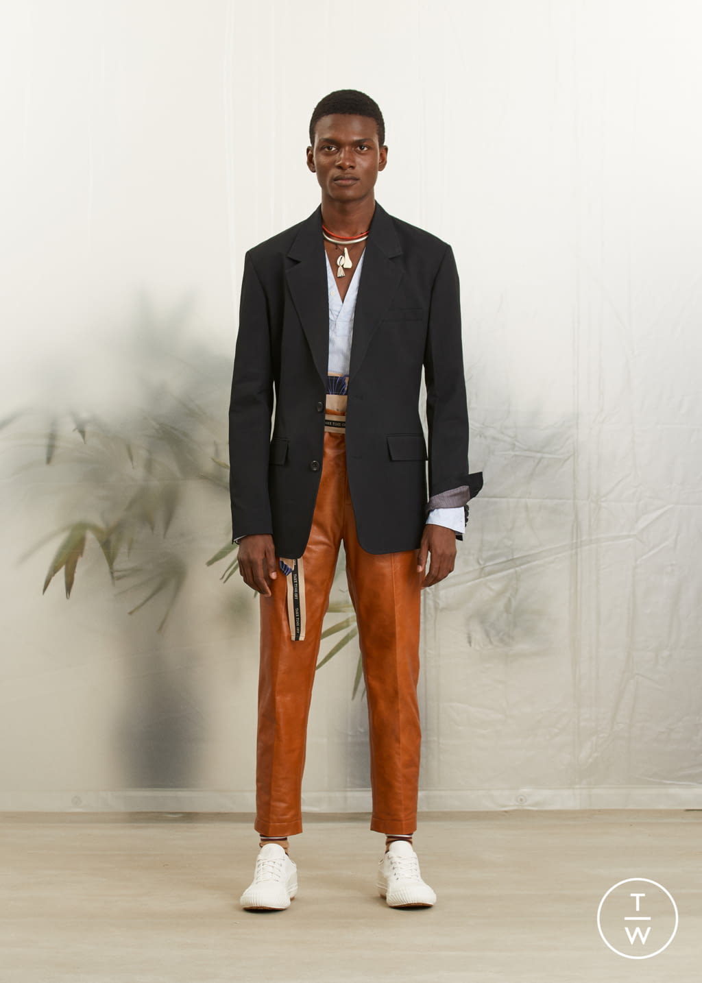 Fashion Week Milan Spring/Summer 2019 look 32 from the 3.1 Phillip Lim collection 男装
