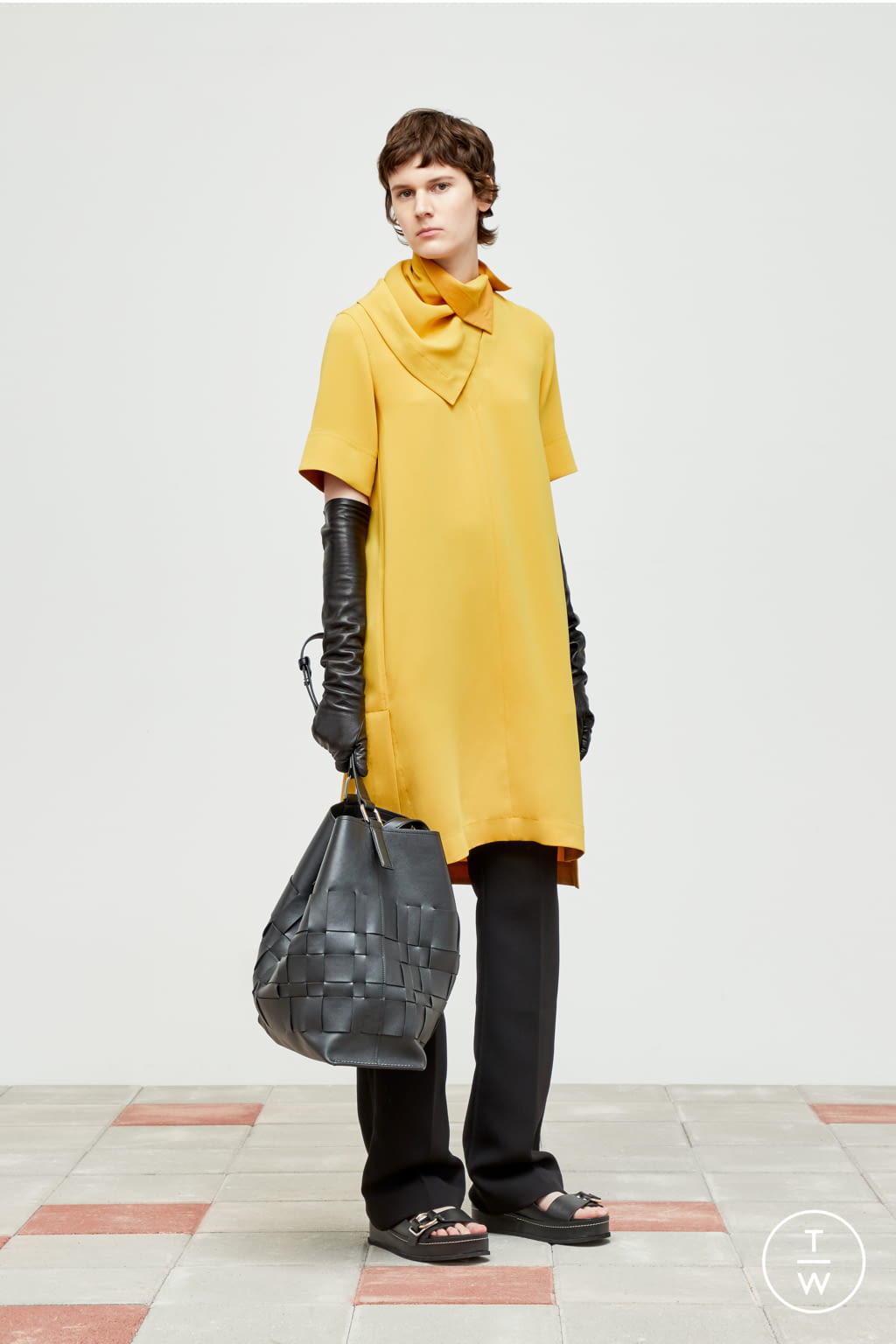 Fashion Week New York Resort 2020 look 6 from the 3.1 Phillip Lim collection 女装