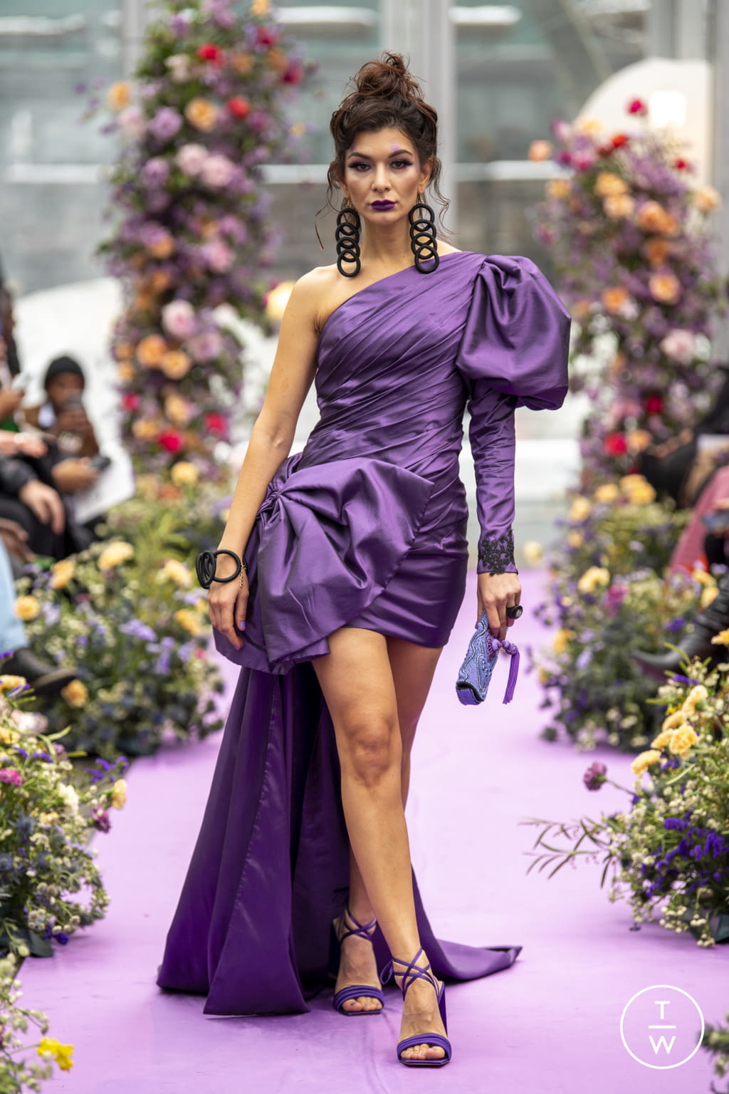 Fashion Week New York Fall/Winter 2022 look 34 de la collection Dur Doux womenswear