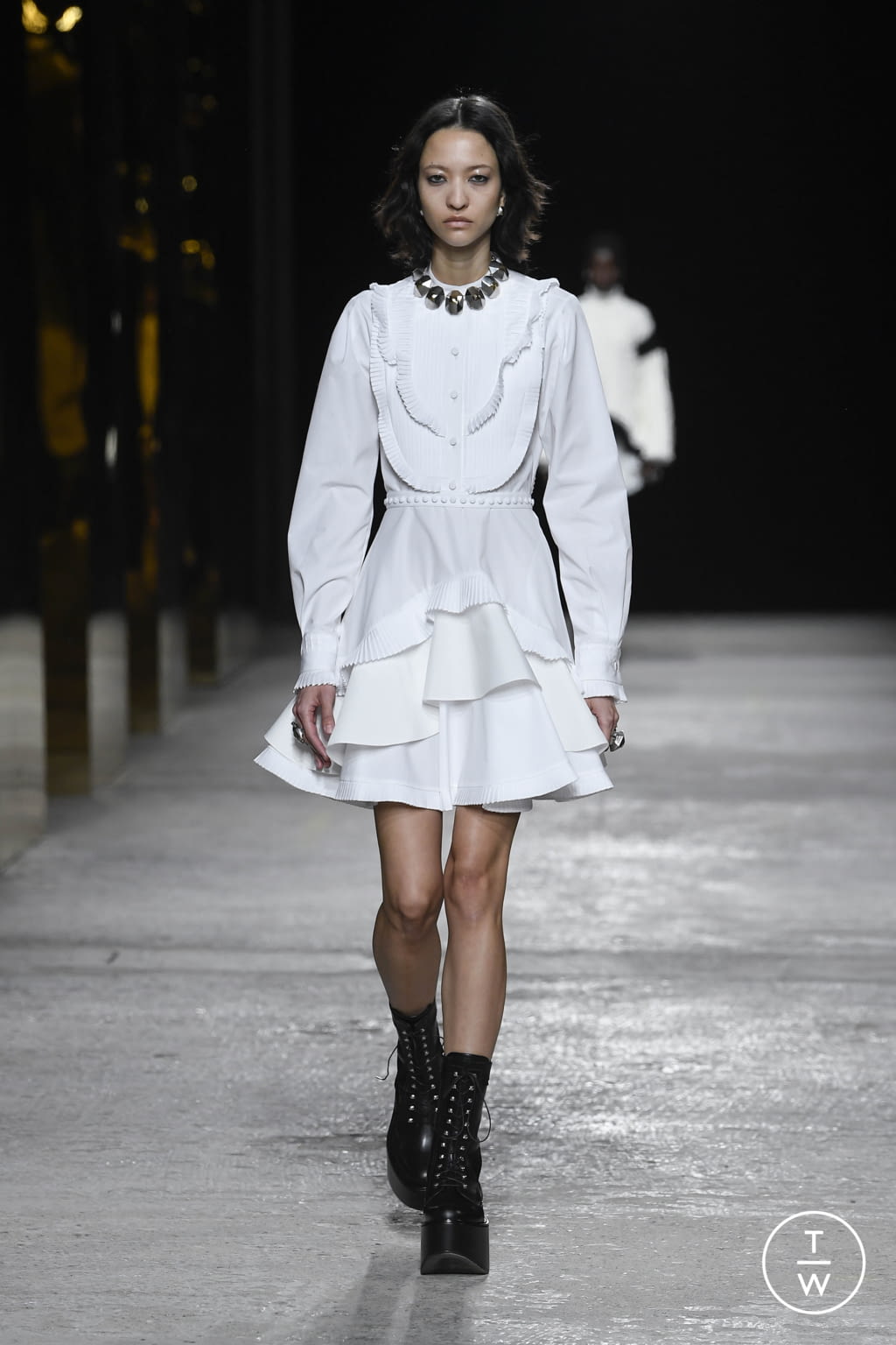 Fashion Week Milan Fall/Winter 2022 look 9 from the Ports 1961 collection womenswear