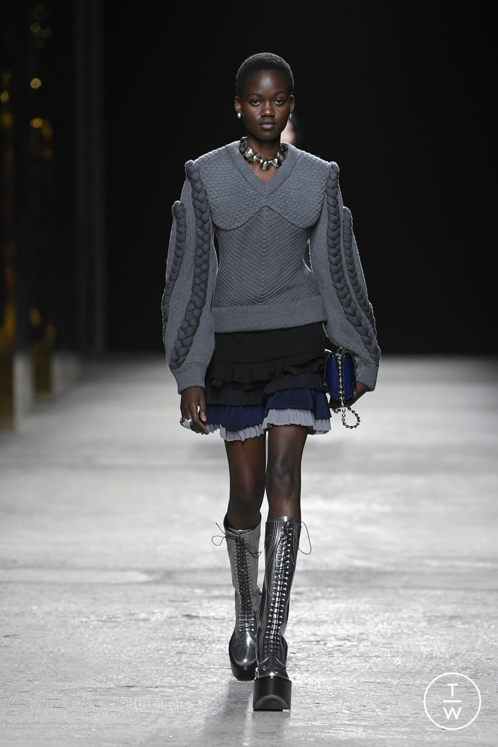 Fashion Week Milan Fall/Winter 2022 look 18 from the Ports 1961 collection 女装