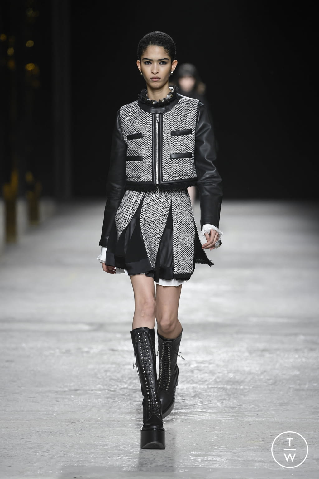 Fashion Week Milan Fall/Winter 2022 look 23 from the Ports 1961 collection 女装