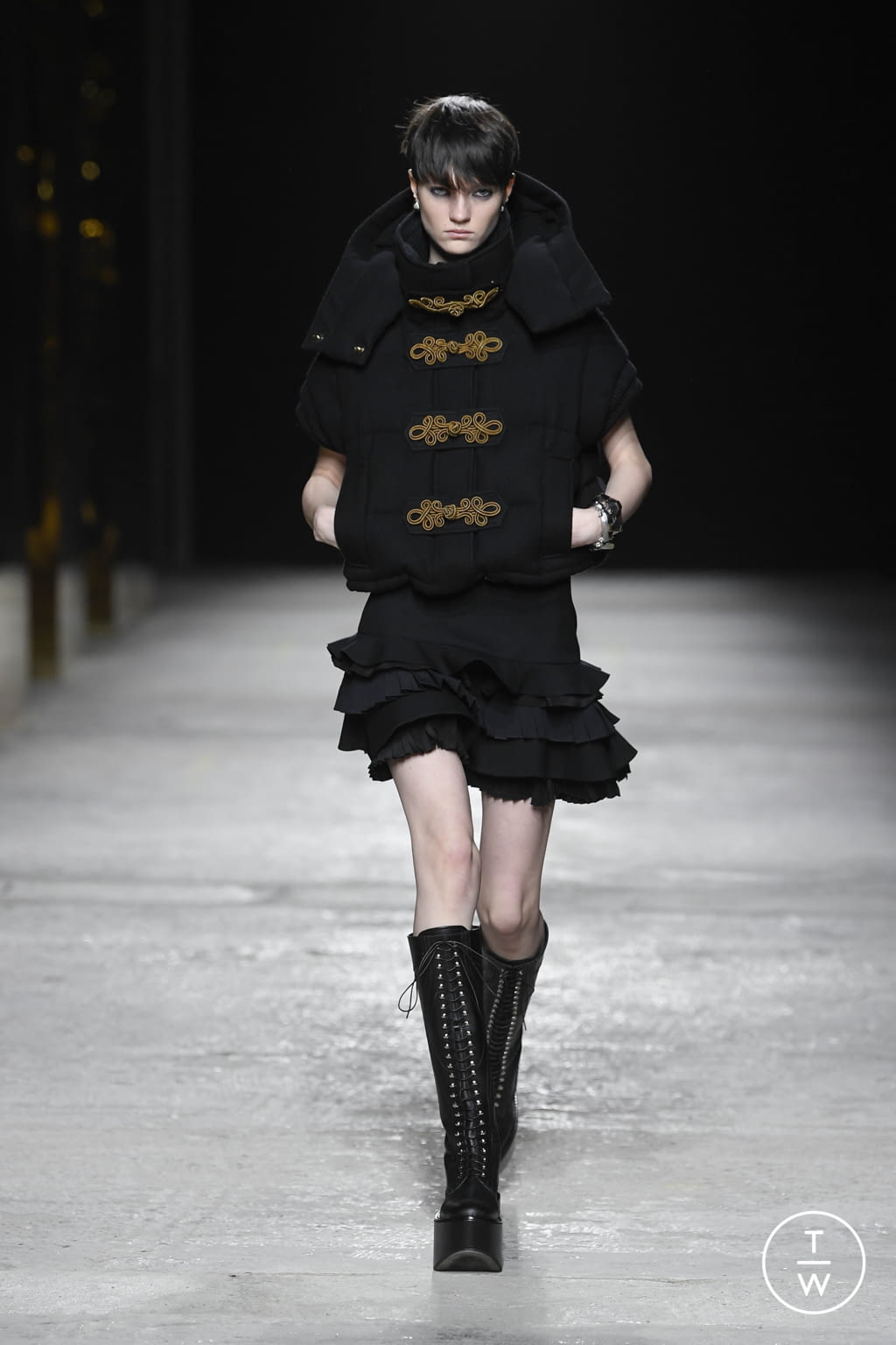 Fashion Week Milan Fall/Winter 2022 look 31 from the Ports 1961 collection womenswear