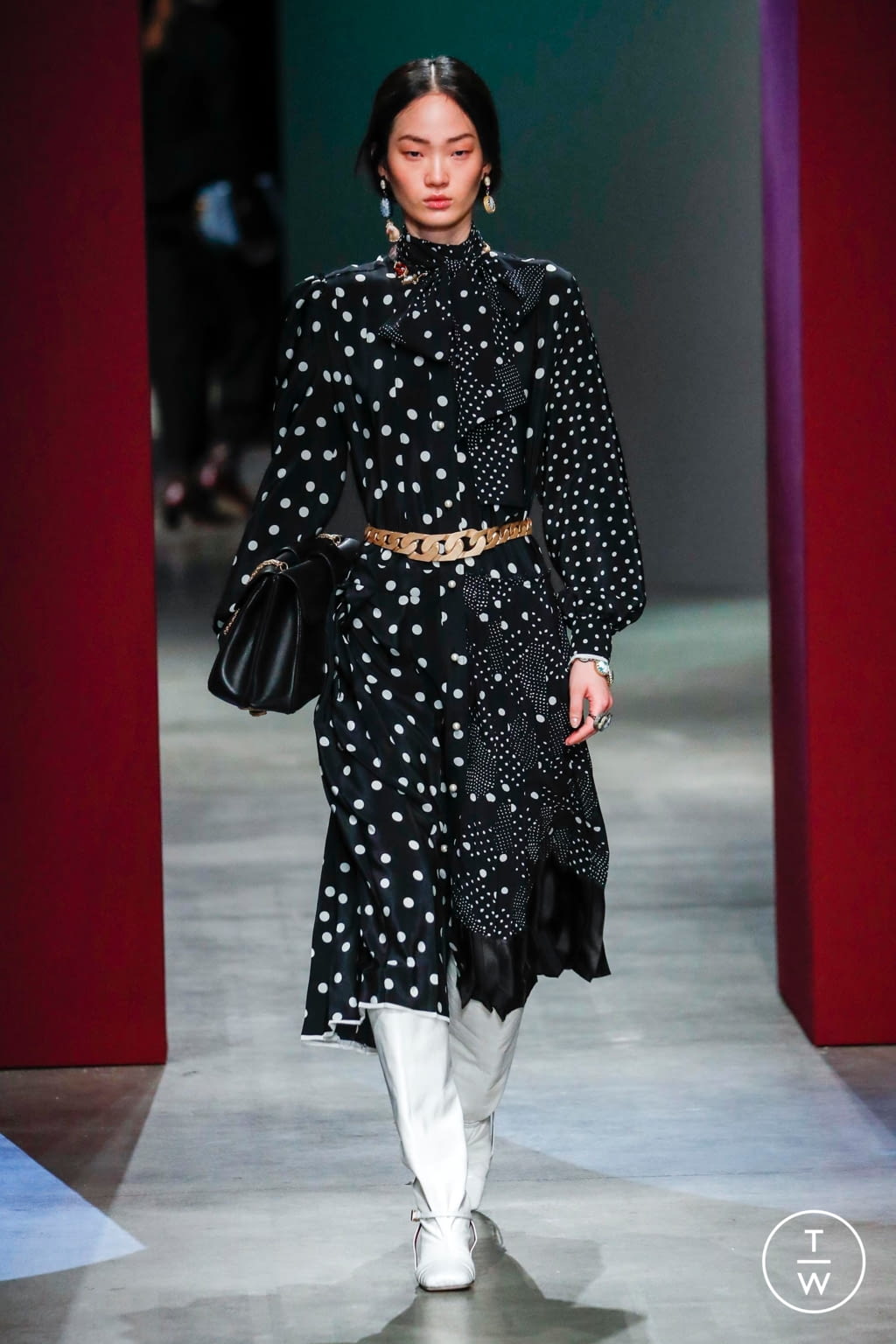 Fashion Week Milan Fall/Winter 2020 look 10 de la collection Ports 1961 womenswear