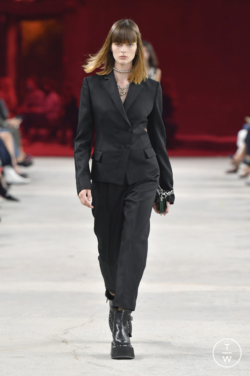 Fashion Week Milan Spring/Summer 2022 look 34 from the Ports 1961 collection 女装