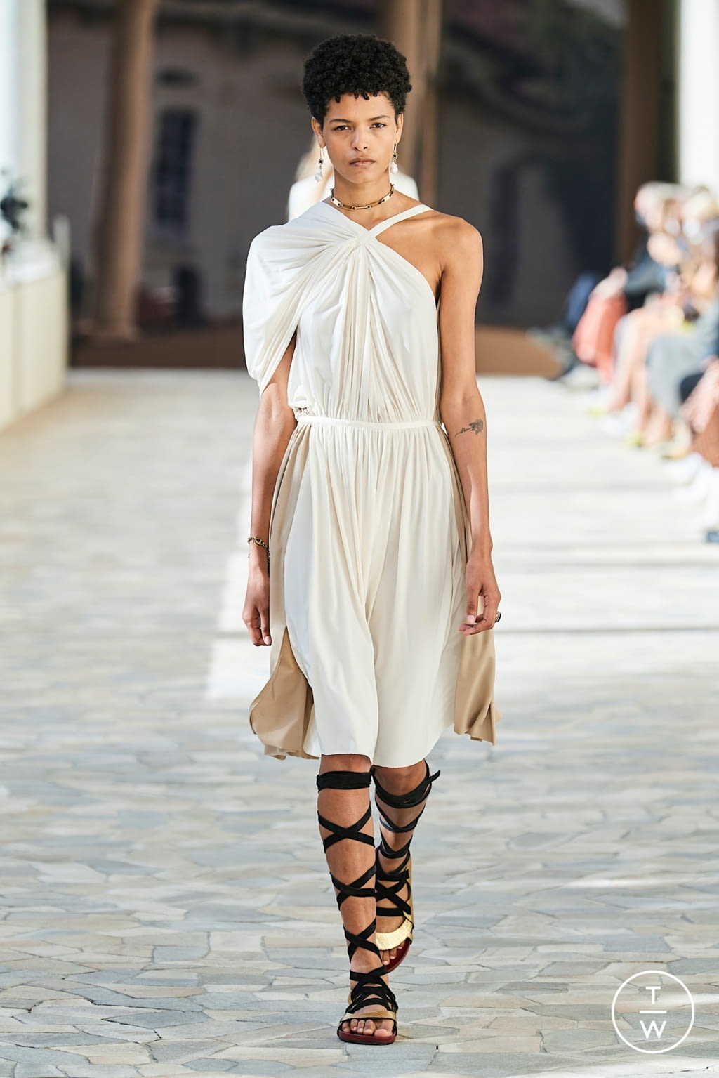 Fashion Week Milan Spring/Summer 2021 look 35 from the Ports 1961 collection 女装