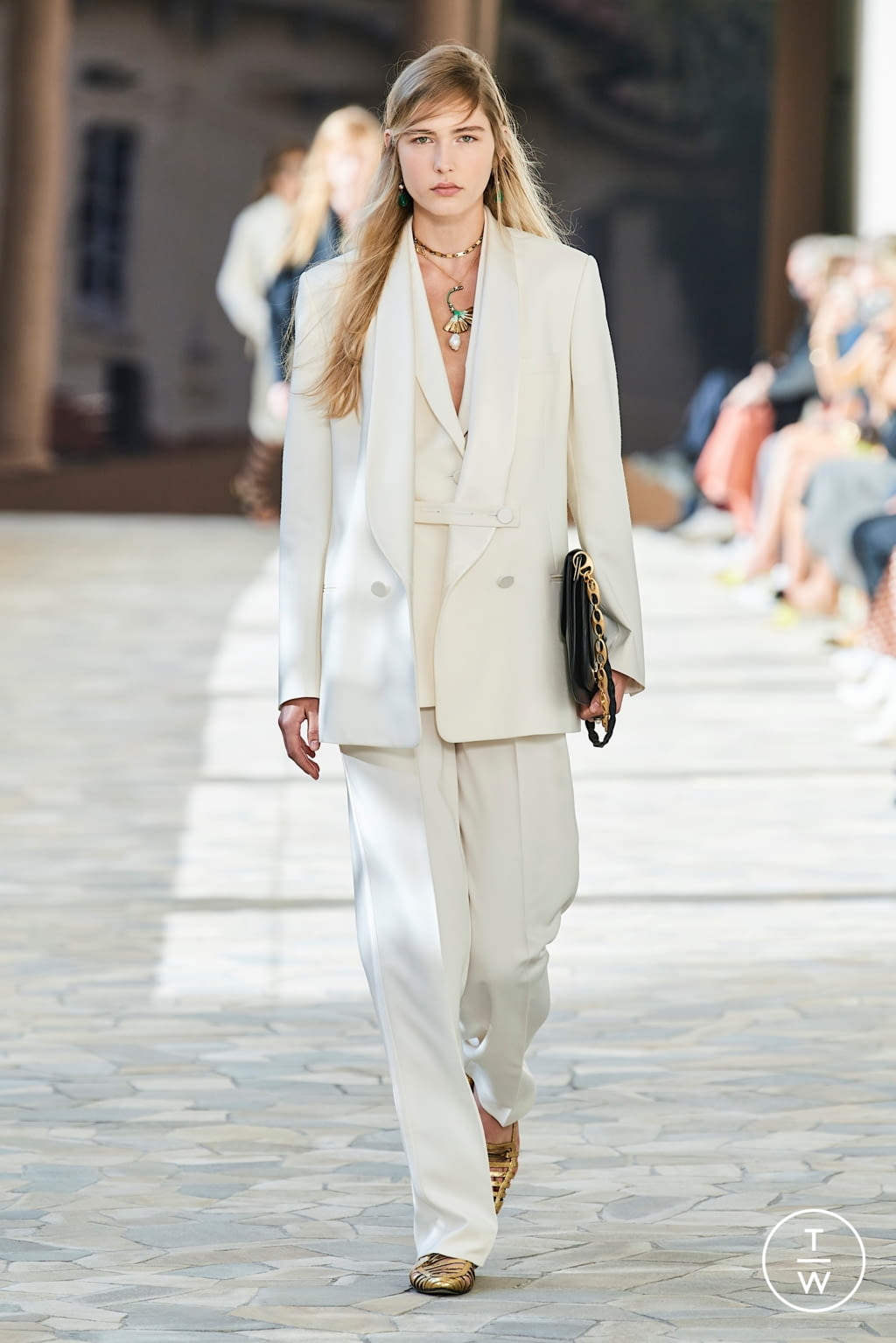 Fashion Week Milan Spring/Summer 2021 look 36 from the Ports 1961 collection 女装