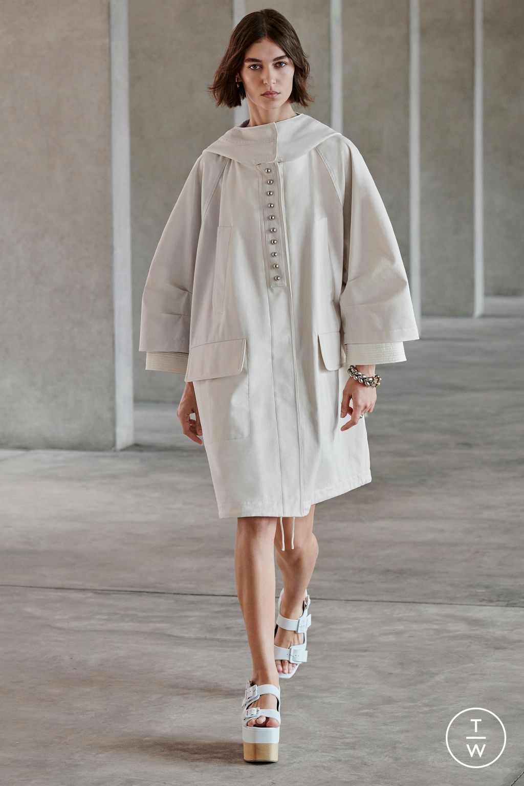 Fashion Week New York Resort 2023 look 4 from the Ports 1961 collection womenswear