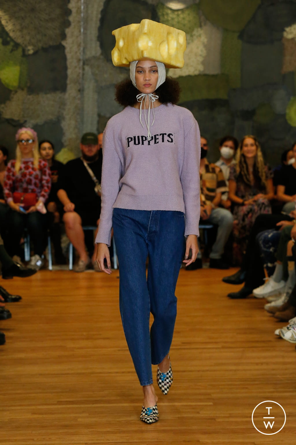 Fashion Week New York Spring/Summer 2022 look 3 from the Puppets and Puppets collection womenswear