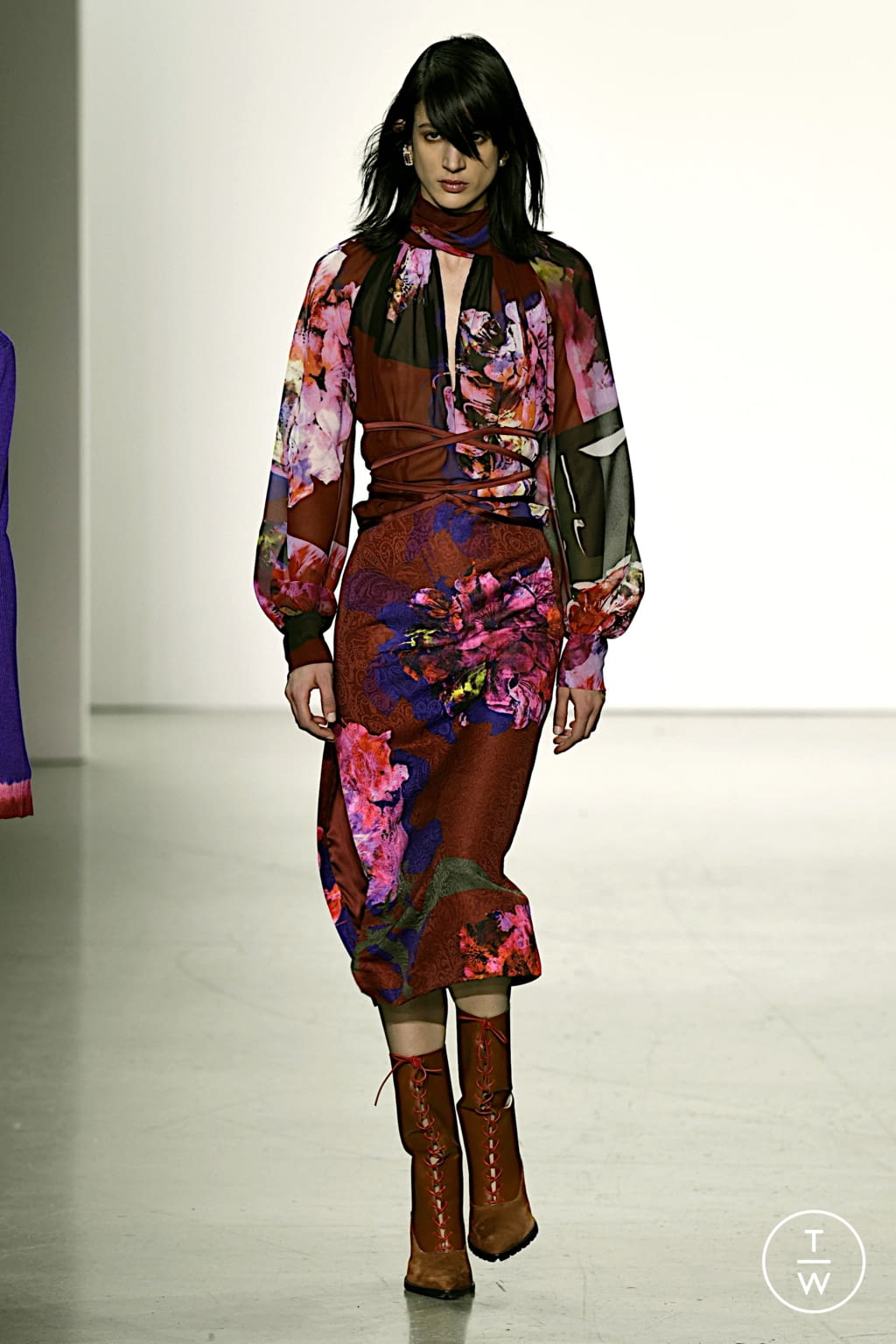 Fashion Week New York Fall/Winter 2022 look 17 from the Prabal Gurung collection womenswear