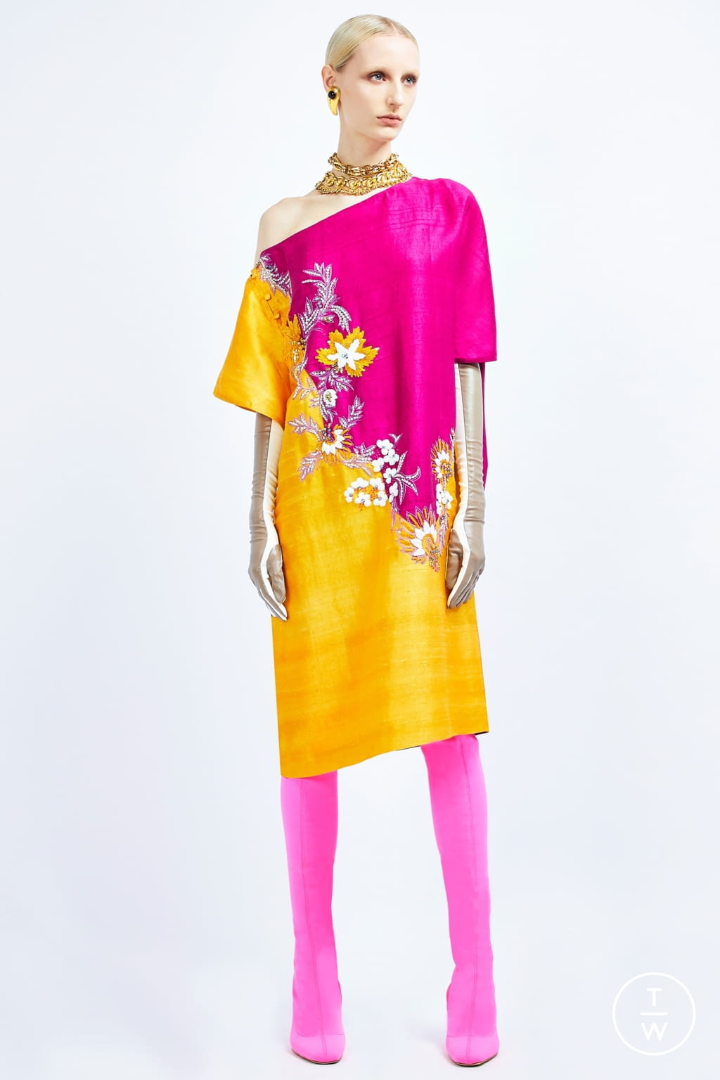 Fashion Week New York Pre-Fall 2022 look 23 de la collection Prabal Gurung womenswear