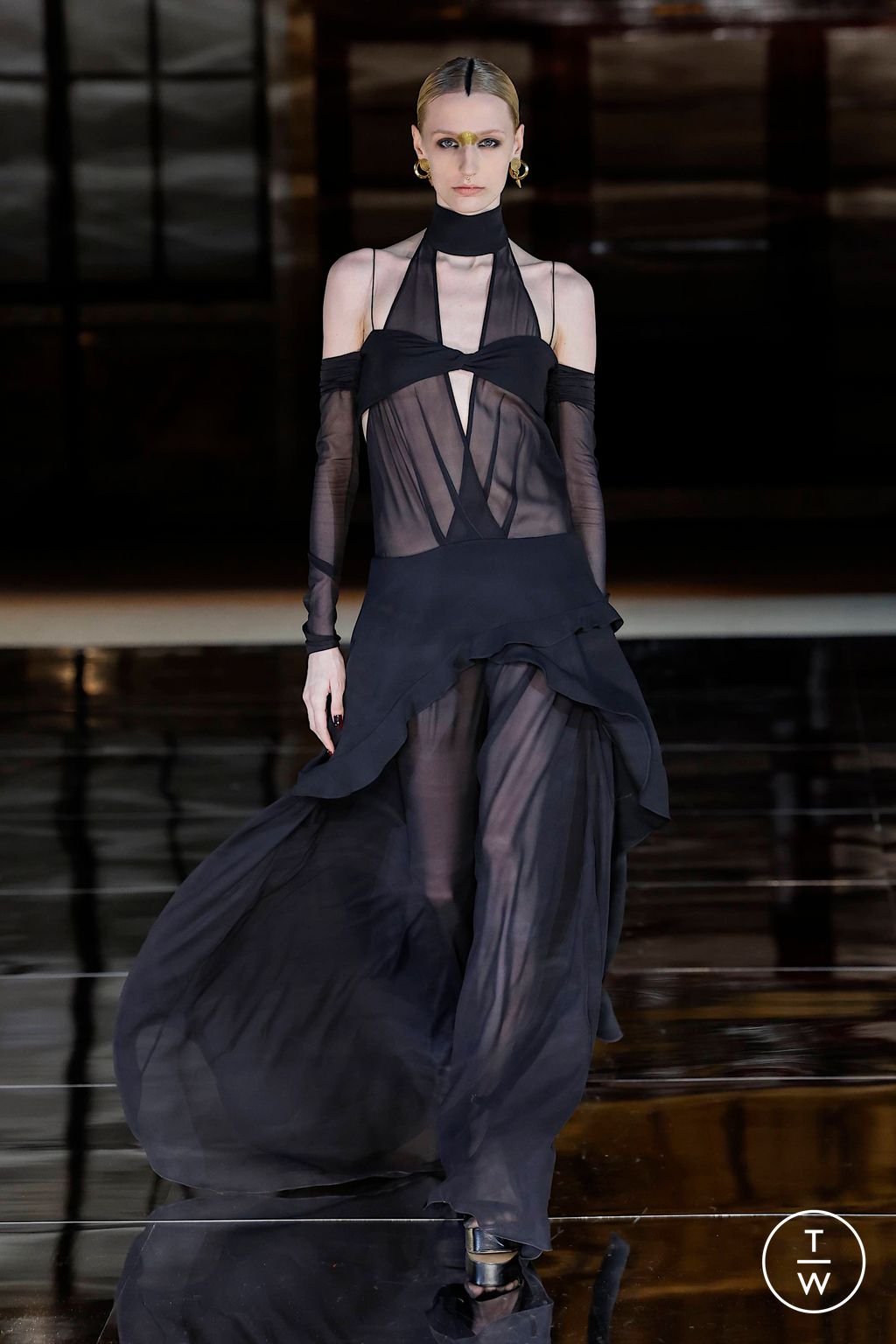Fashion Week New York Fall/Winter 2023 look 31 from the Prabal Gurung collection 女装