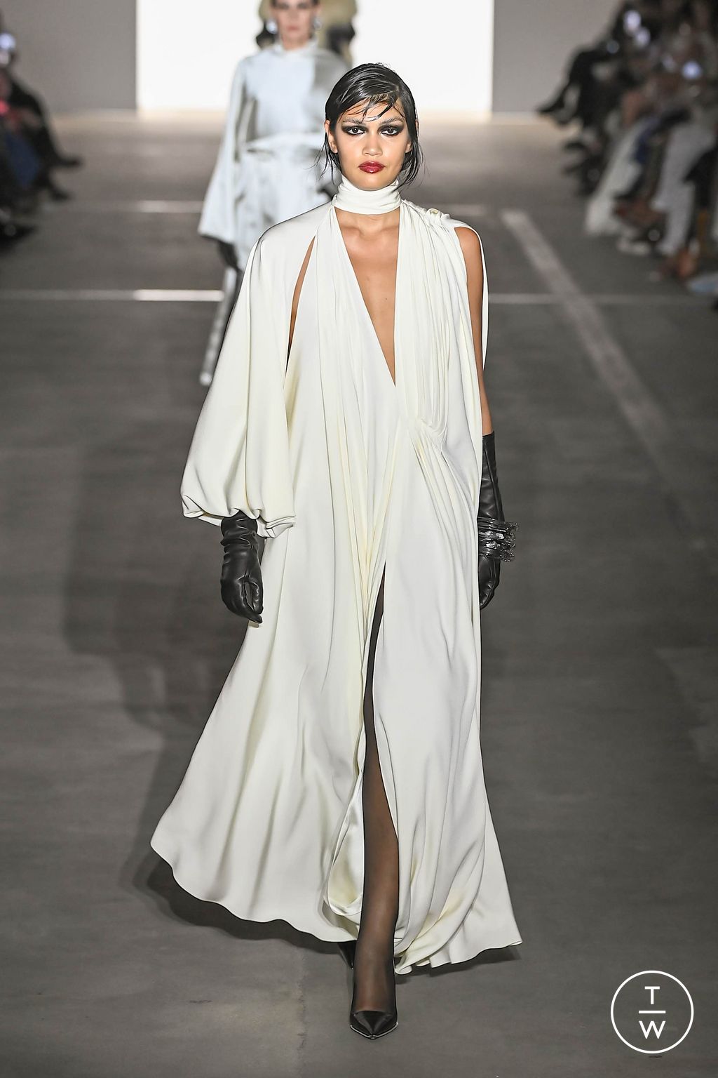 Fashion Week New York Fall/Winter 2024 look 6 de la collection Prabal Gurung womenswear