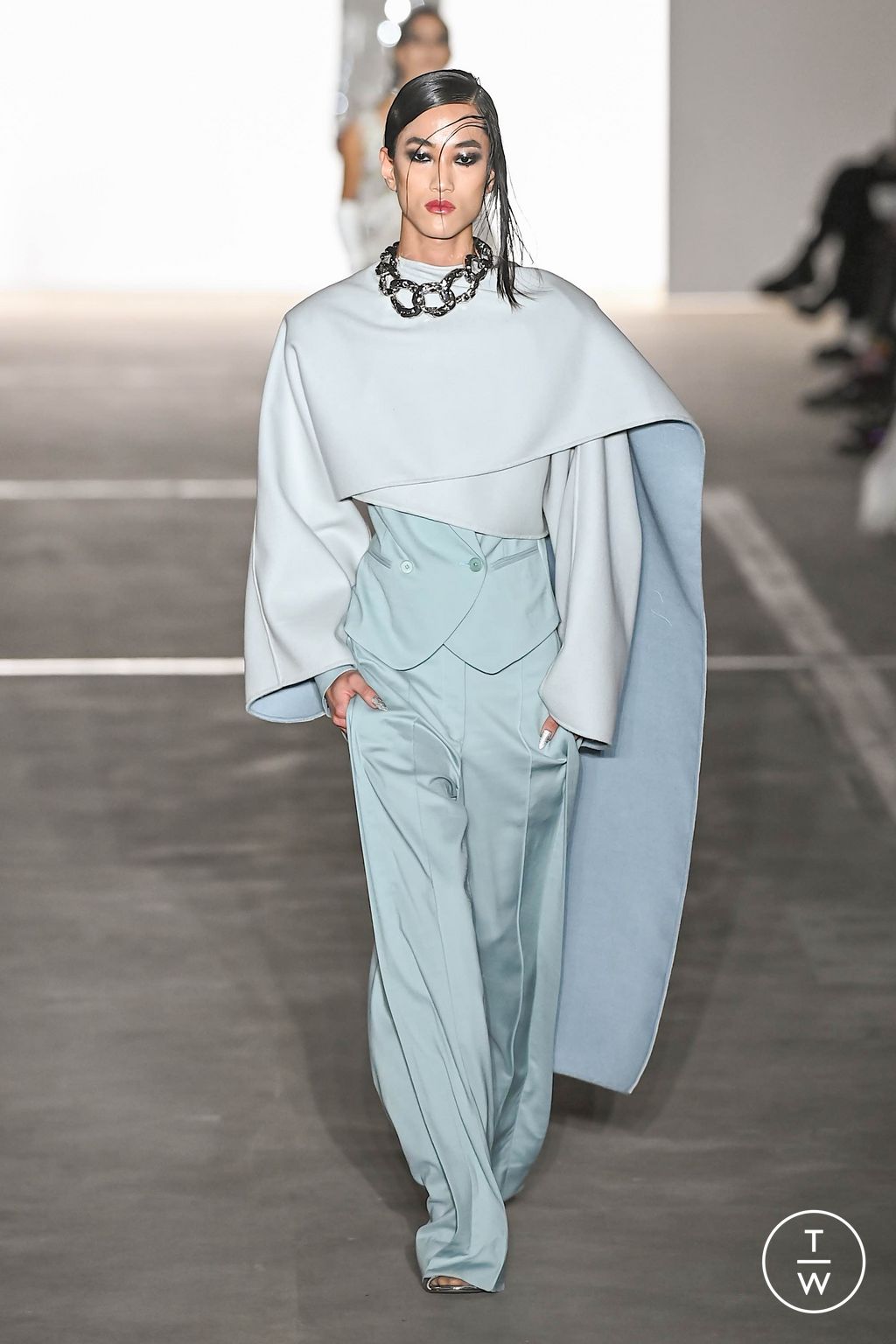 Fashion Week New York Fall/Winter 2024 look 19 from the Prabal Gurung collection 女装