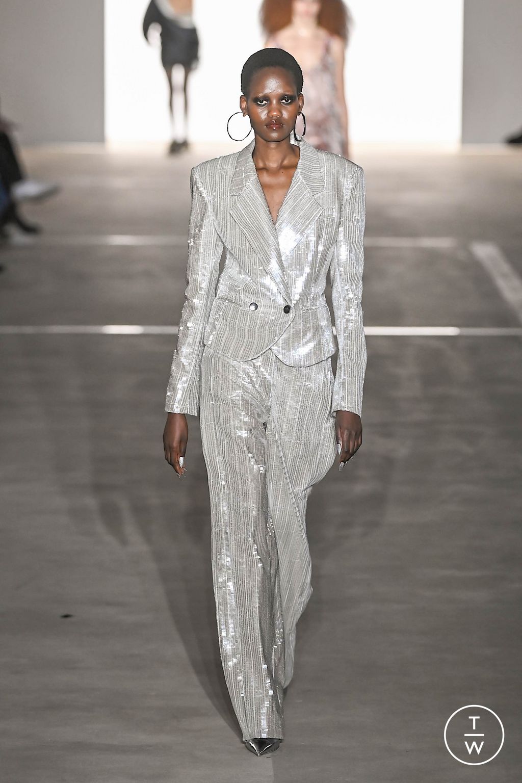 Fashion Week New York Fall/Winter 2024 look 21 from the Prabal Gurung collection womenswear