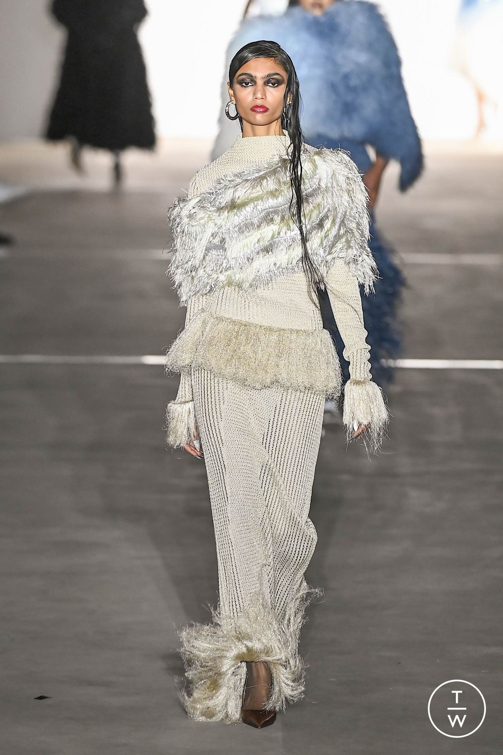 Fashion Week New York Fall/Winter 2024 look 24 from the Prabal Gurung collection womenswear
