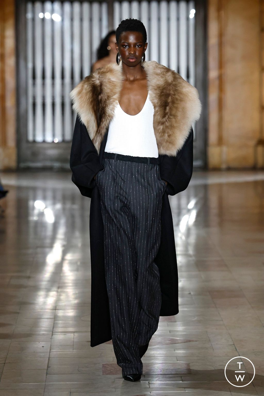 Fashion Week New York Fall/Winter 2025 look 20 from the Prabal Gurung collection womenswear